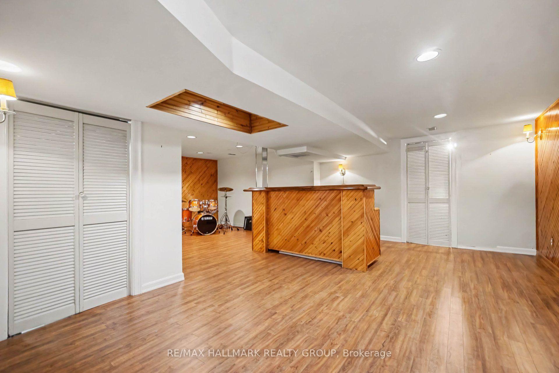 Photo 26 of 1236 Amesbrooke Drive, Ottawa, Copeland Park — HOMEH