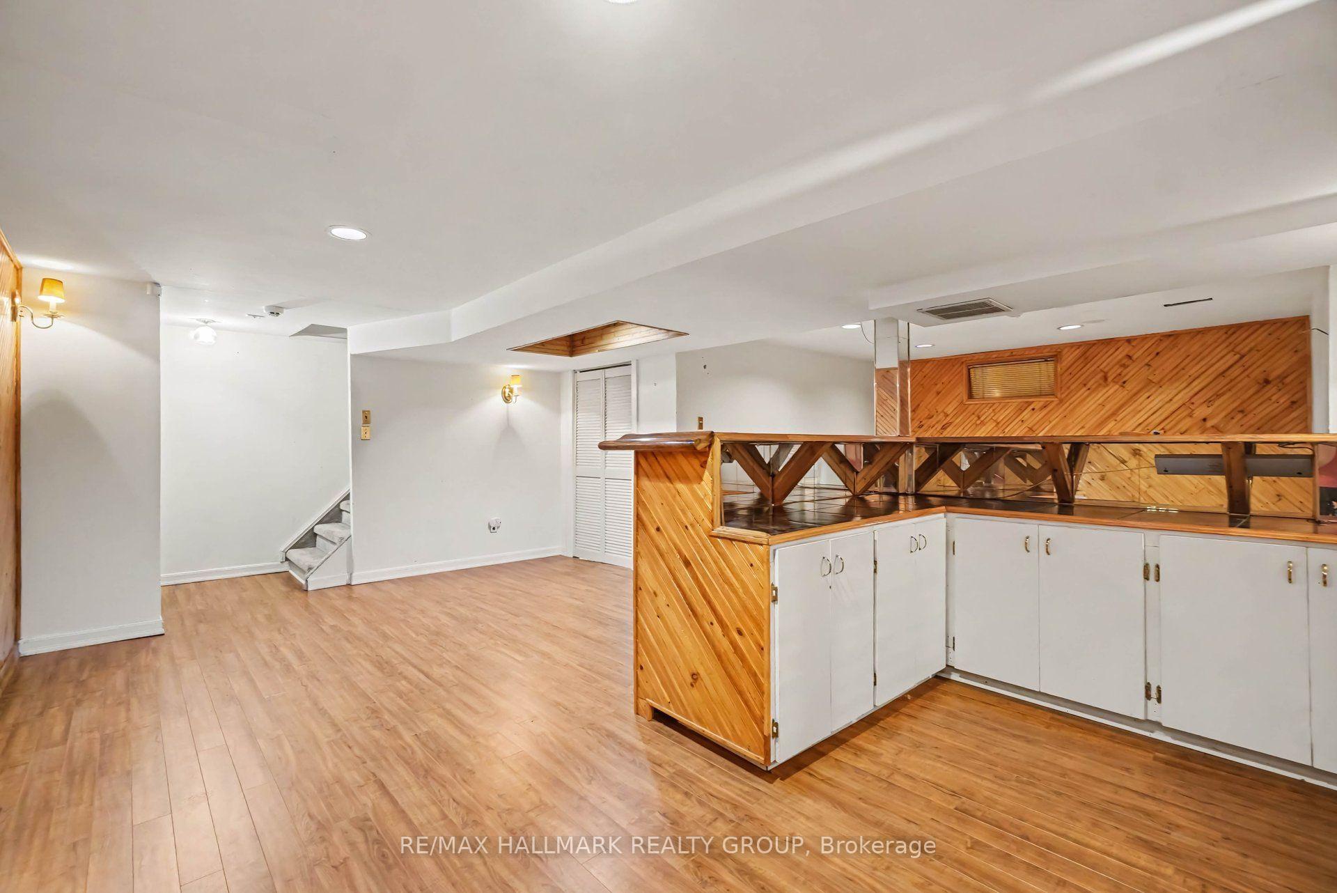 Photo 28 of 1236 Amesbrooke Drive, Ottawa, Copeland Park — HOMEH