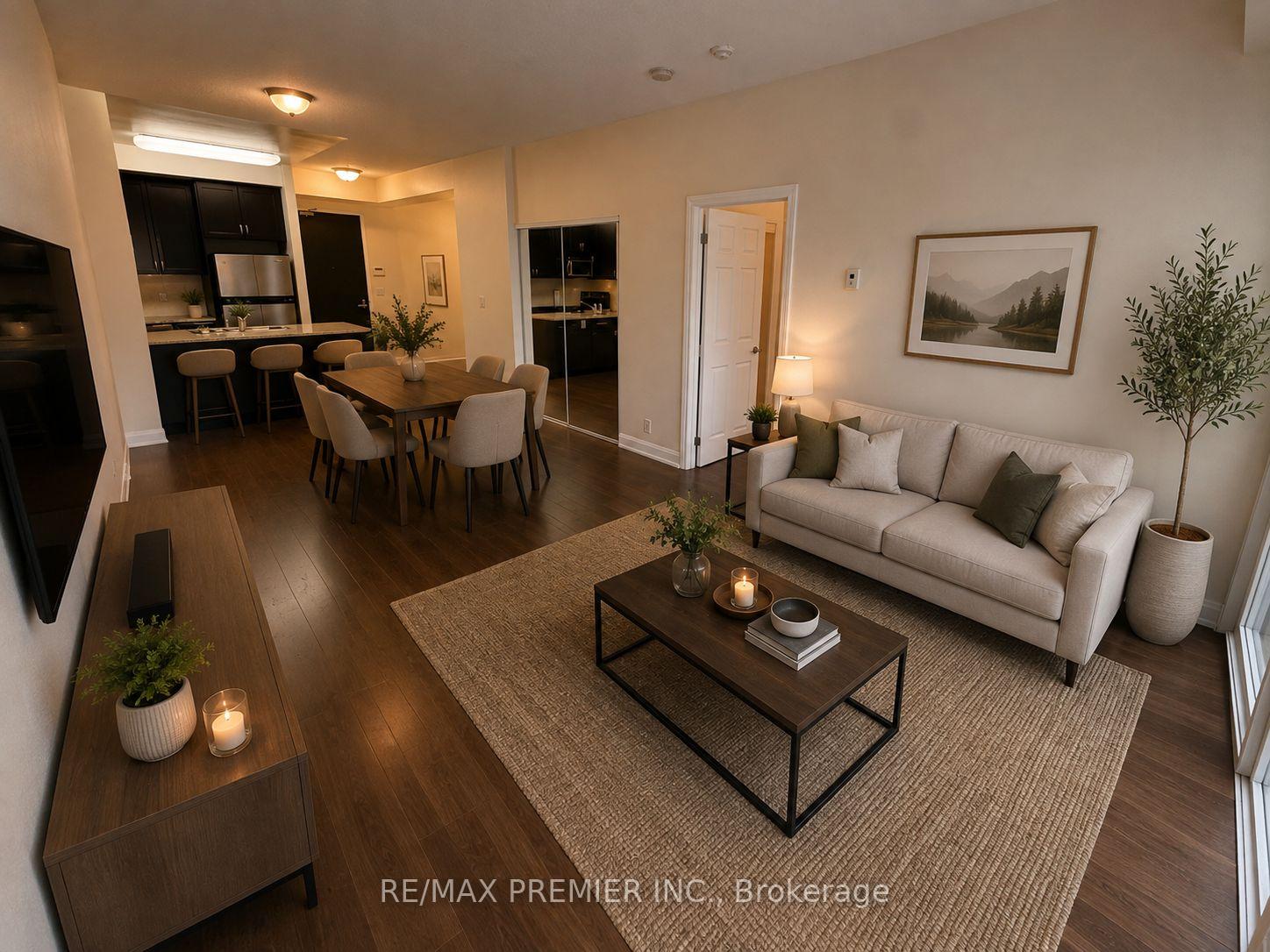 Photo 7 of Unit 406, 83 Woodbridge Avenue, Vaughan, West Woodbridge — HOMEH