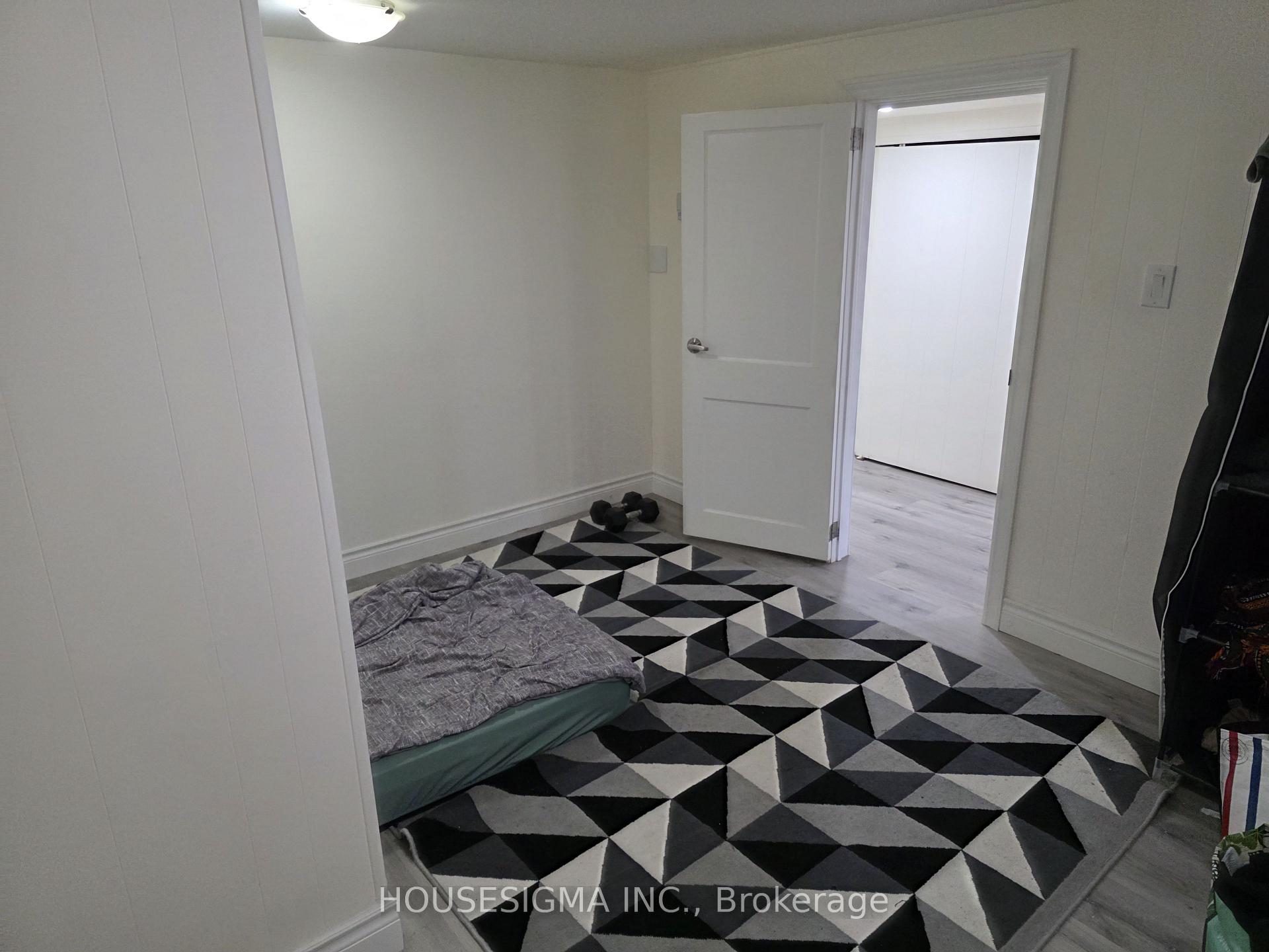 Photo 5 of Unit BSMT, 51 Axsmith Crescent, North York, Don Valley Village — HOMEH