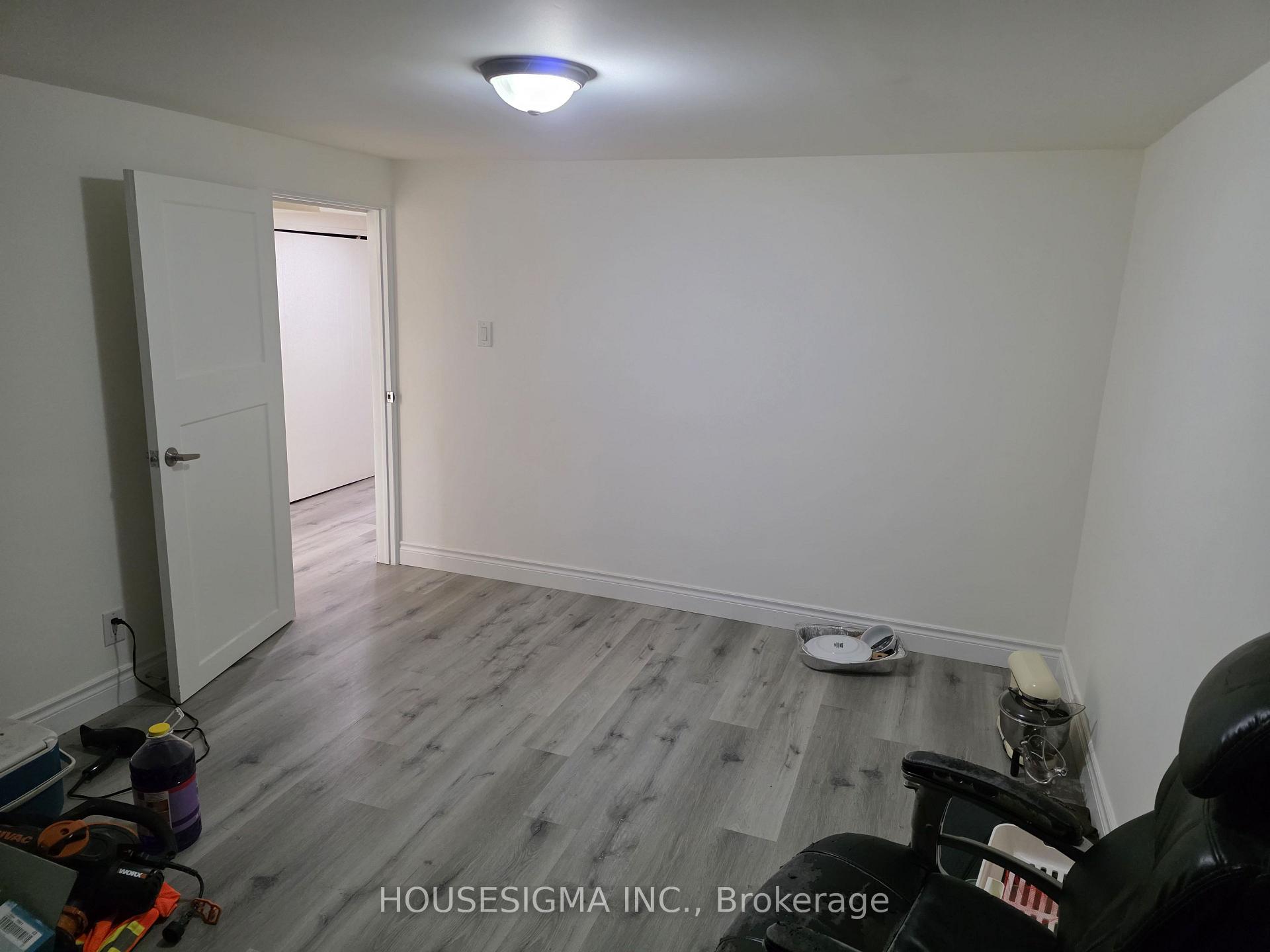 Photo 7 of Unit BSMT, 51 Axsmith Crescent, North York, Don Valley Village — HOMEH