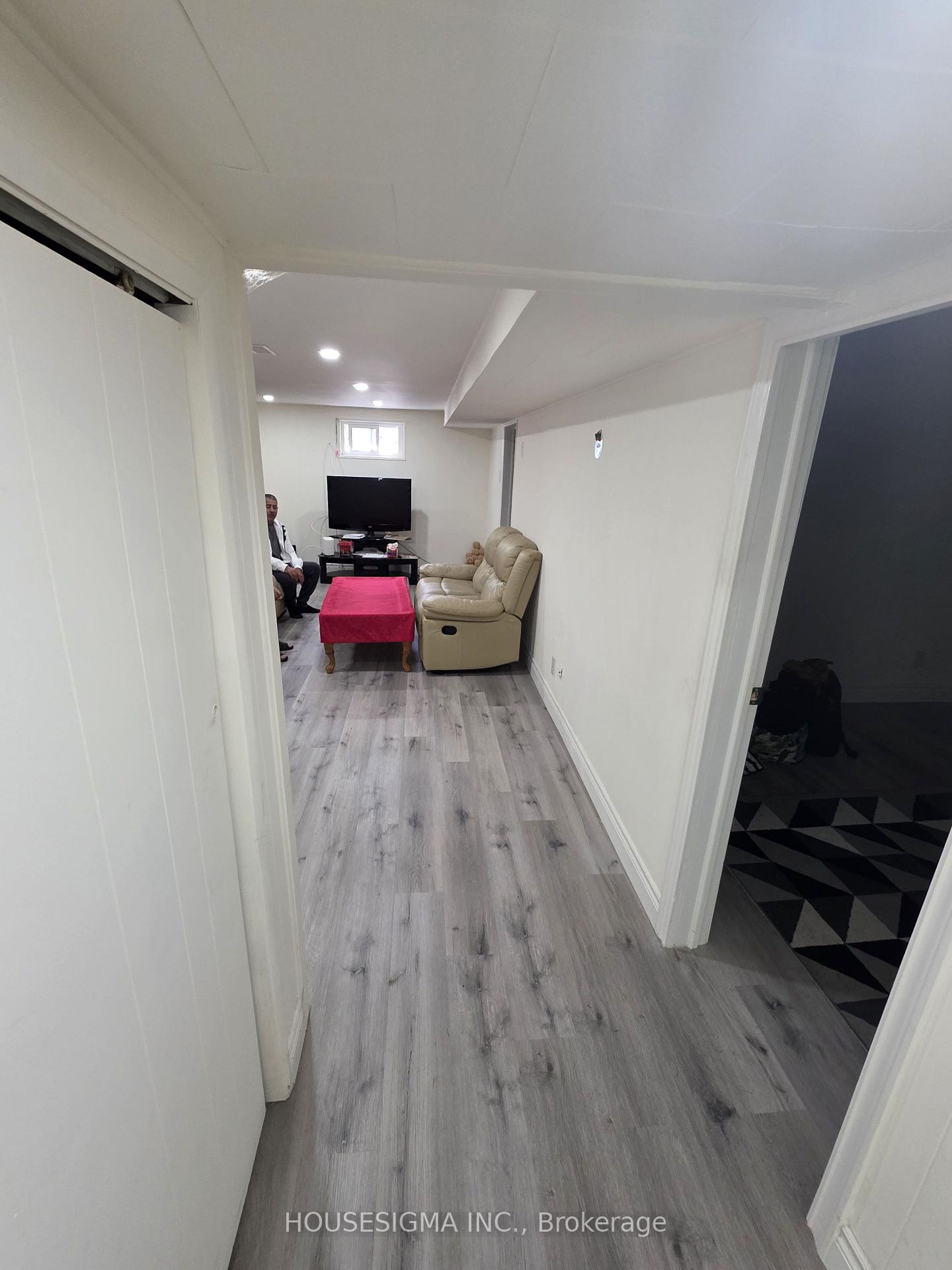 Photo 9 of Unit BSMT, 51 Axsmith Crescent, North York, Don Valley Village — HOMEH