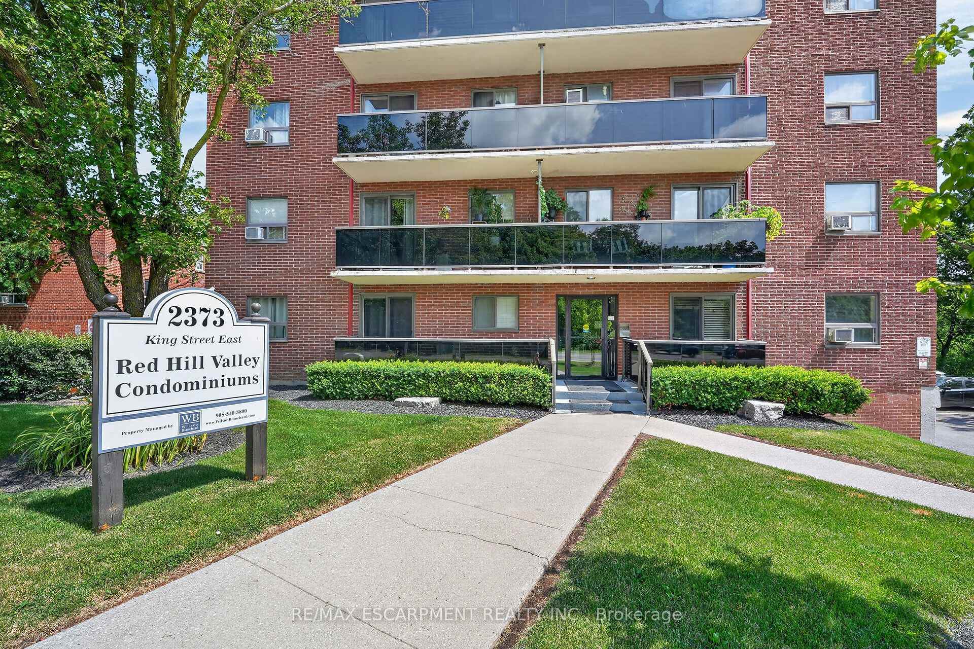Photo 3 of Unit 52, 2373 King Street E, Hamilton, Bartonville — HOMEH