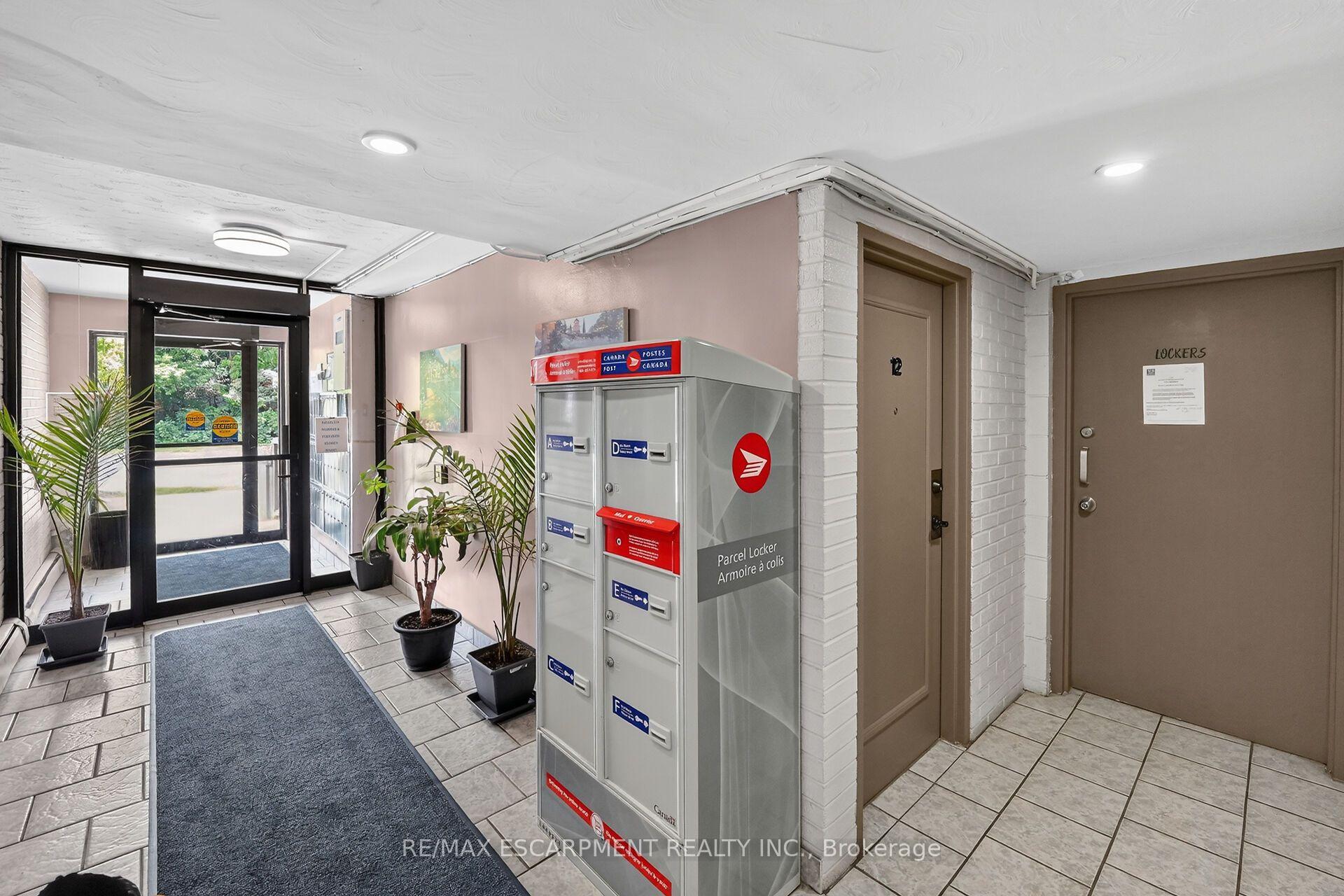 Photo 19 of Unit 52, 2373 King Street E, Hamilton, Bartonville — HOMEH
