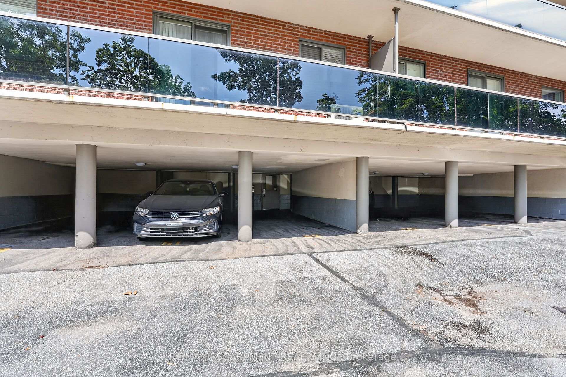 Photo 21 of Unit 52, 2373 King Street E, Hamilton, Bartonville — HOMEH