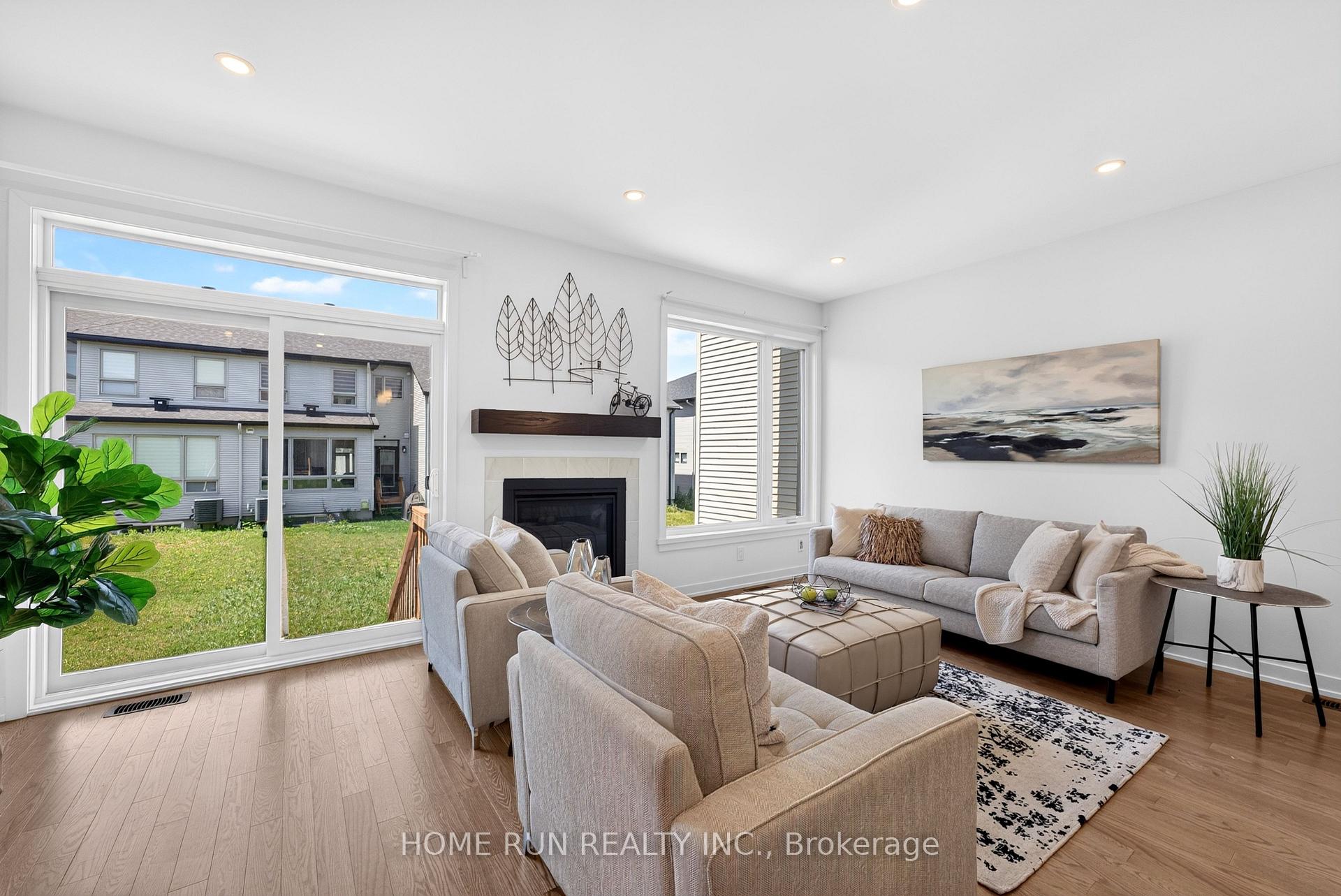 Photo 9 of 216 Trumpeter Acres, Ottawa, Riverside South/Gloucester Glen — HOMEH