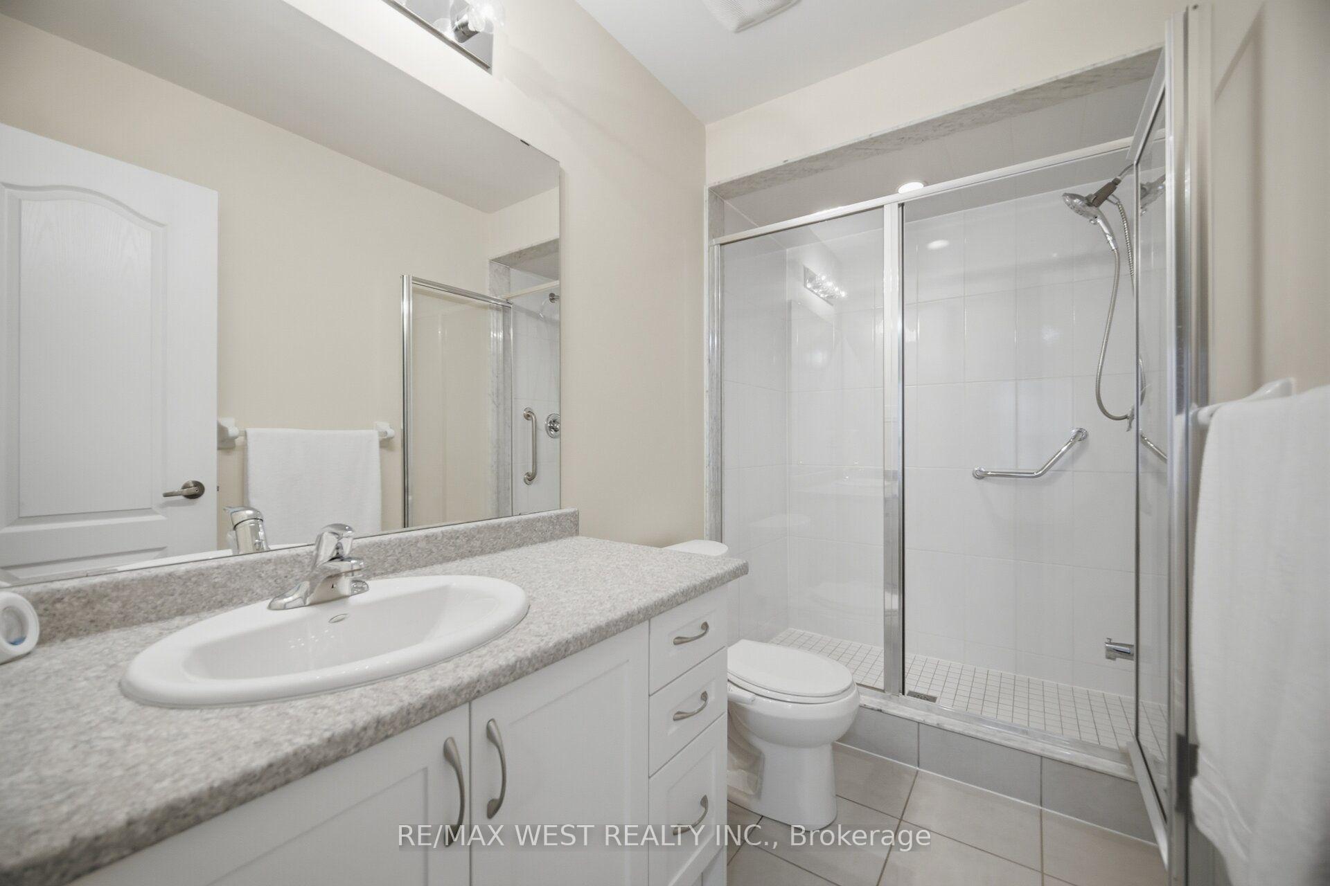 Photo 23 of 12 Muzzo Drive, Brampton, Sandringham-Wellington — HOMEH