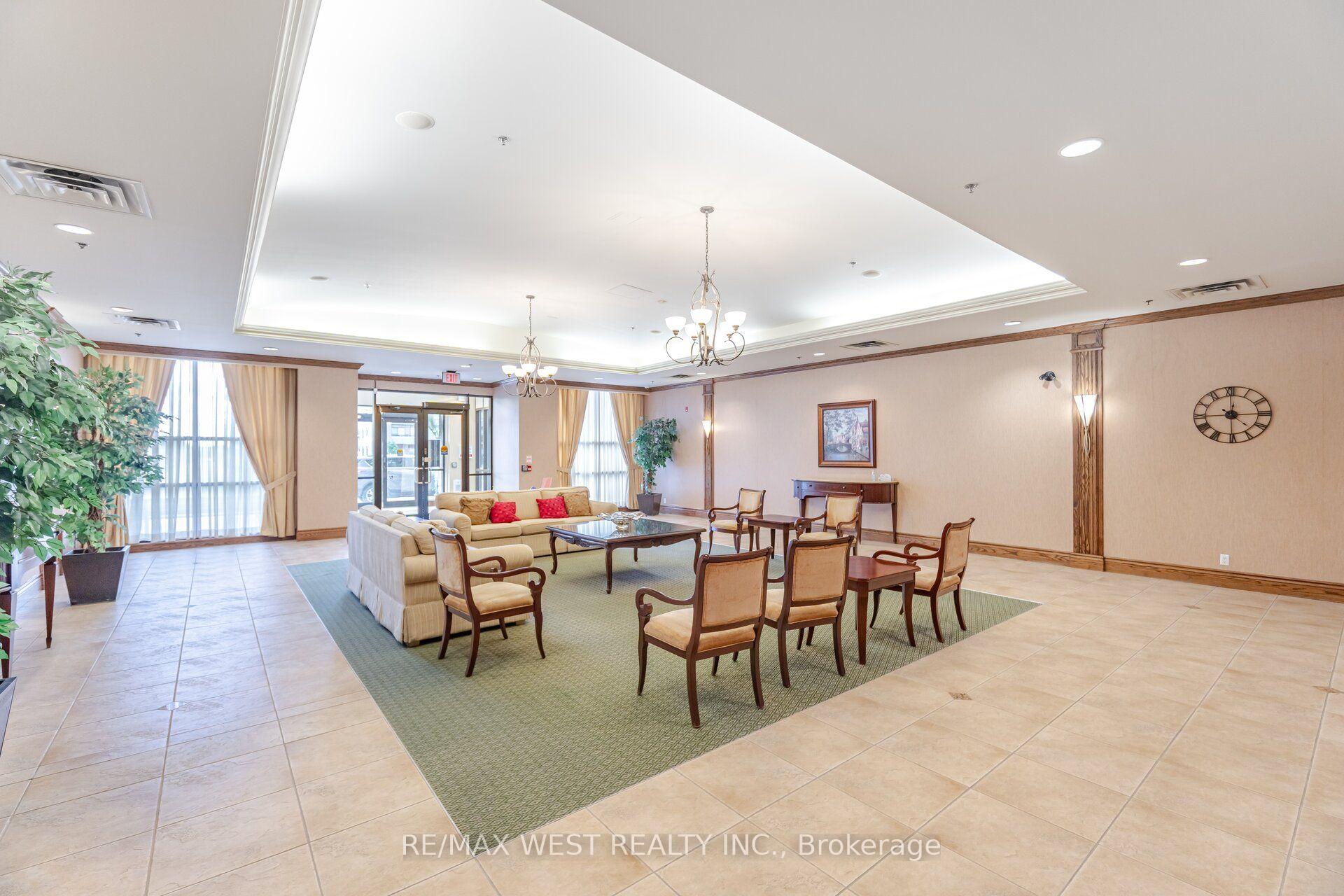 Photo 39 of 12 Muzzo Drive, Brampton, Sandringham-Wellington — HOMEH