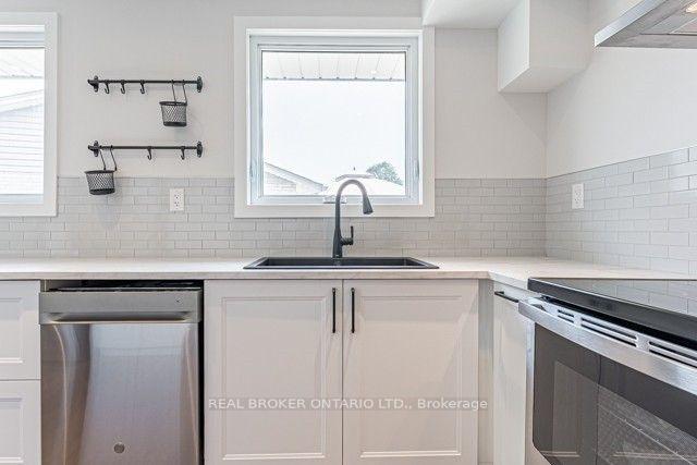 Photo 14 of Unit Upper, 19 Argyle Court, Welland, Prince Charles — HOMEH