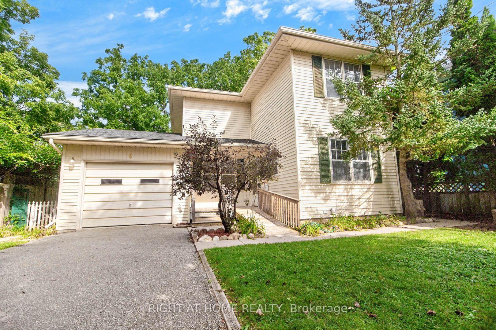 Photo 1 of 8 Amelia Street, Brant, Paris — HOMEH