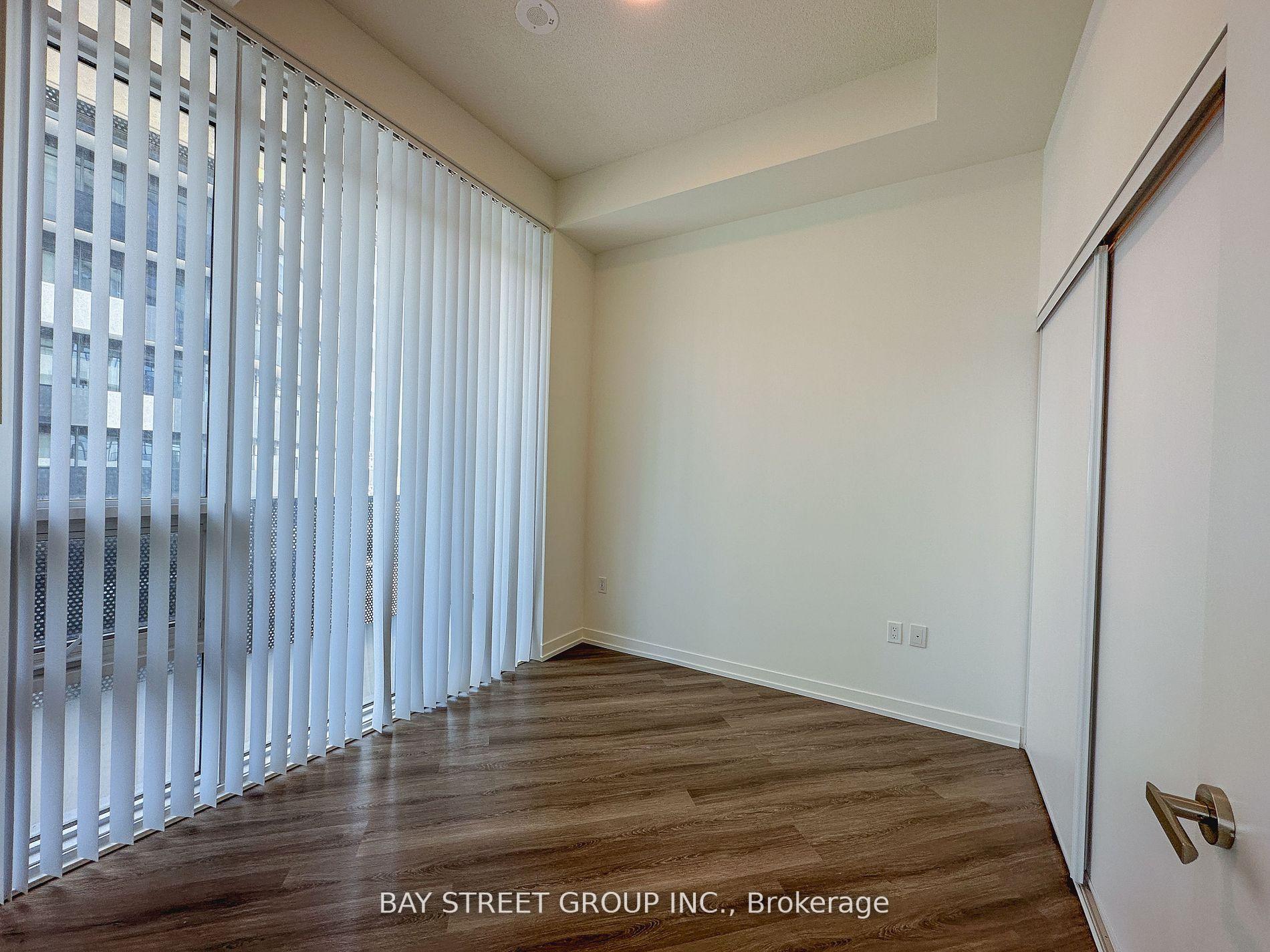 Photo 5 of Unit 4909, 138 Downes Street, Toronto, Waterfront Communities — HOMEH