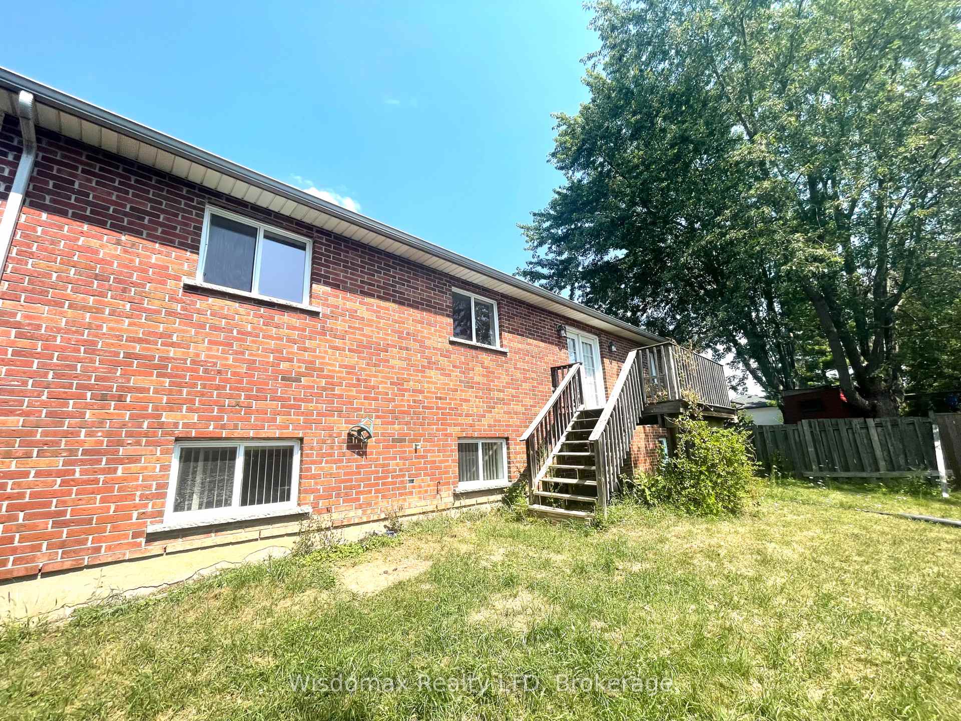 Photo 16 of 19 Chapel Hill Crescent, Welland, N. Welland — HOMEH