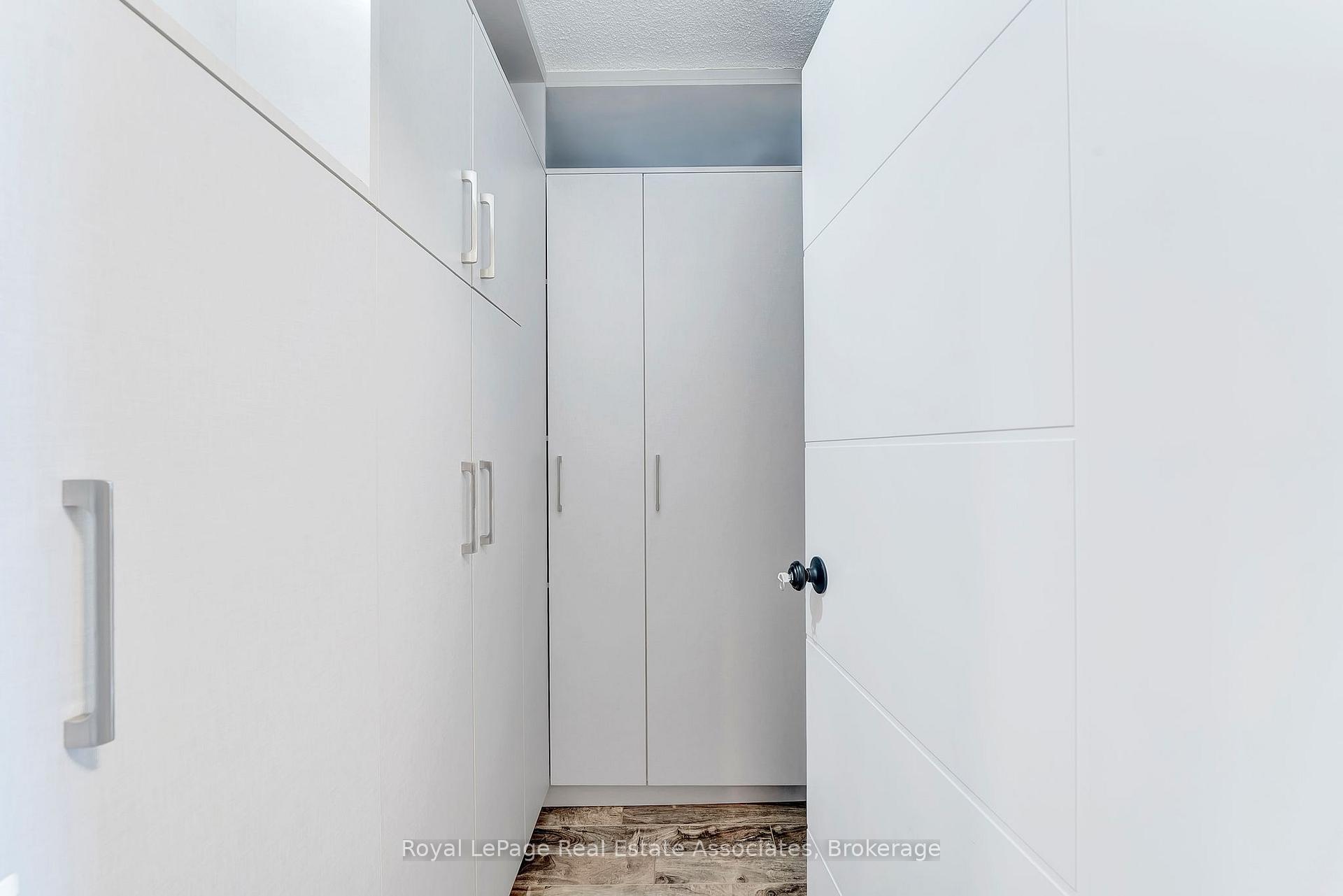 Photo 14 of Unit 1406, 335 Mill Road, Etobicoke, Eringate-Centennial-West Deane — HOMEH