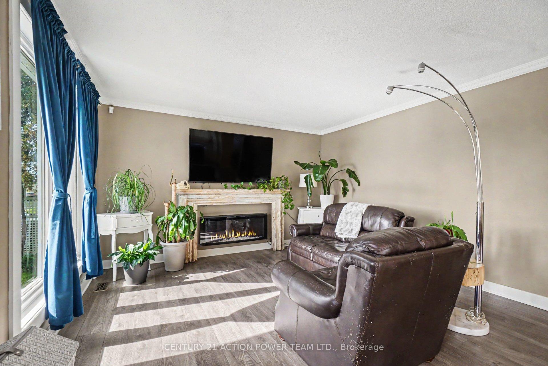 Photo 8 of 2147 Mer Bleue Road, Ottawa, Chapel Hill South - Orleans Village — HOMEH