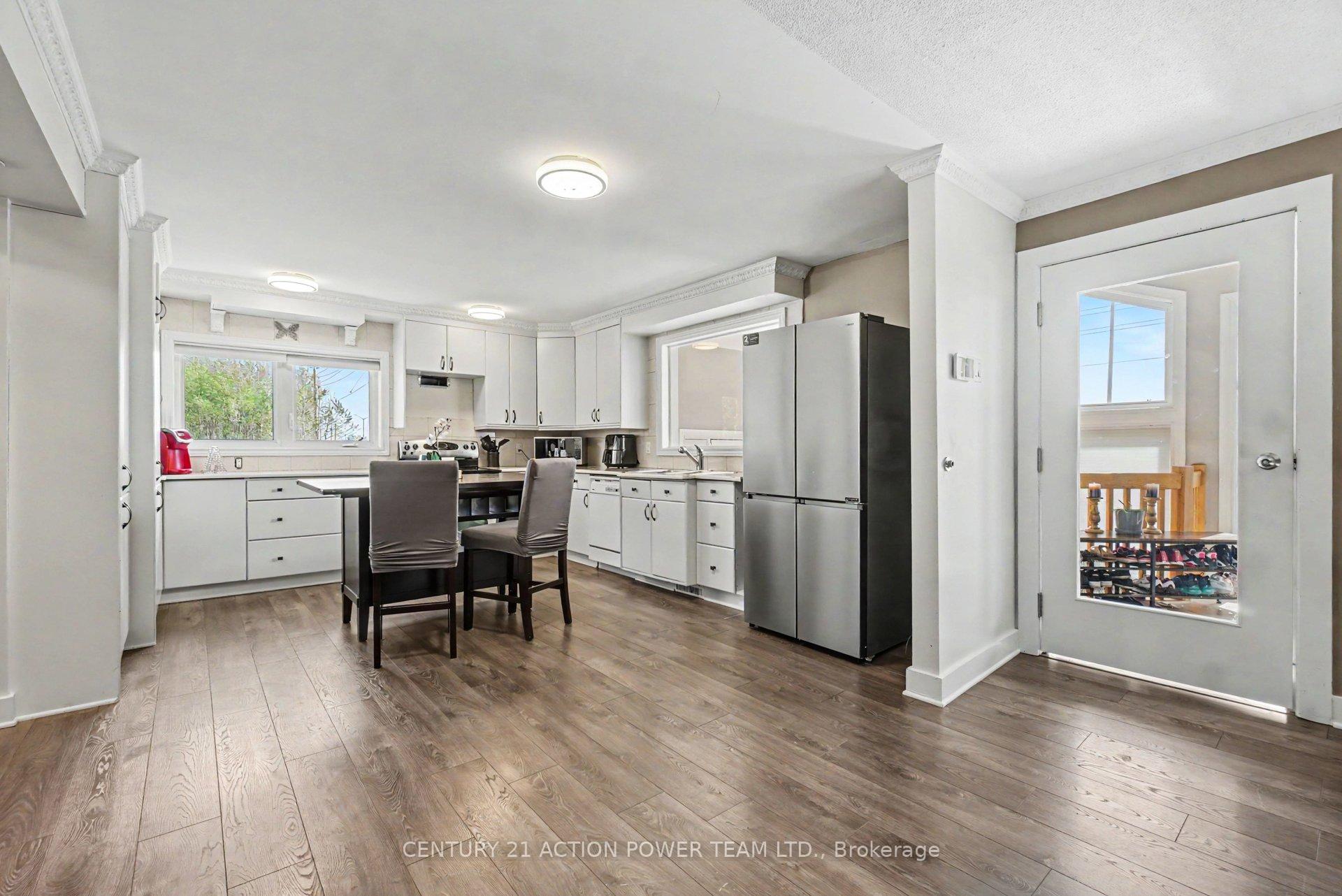 Photo 11 of 2147 Mer Bleue Road, Ottawa, Chapel Hill South - Orleans Village — HOMEH