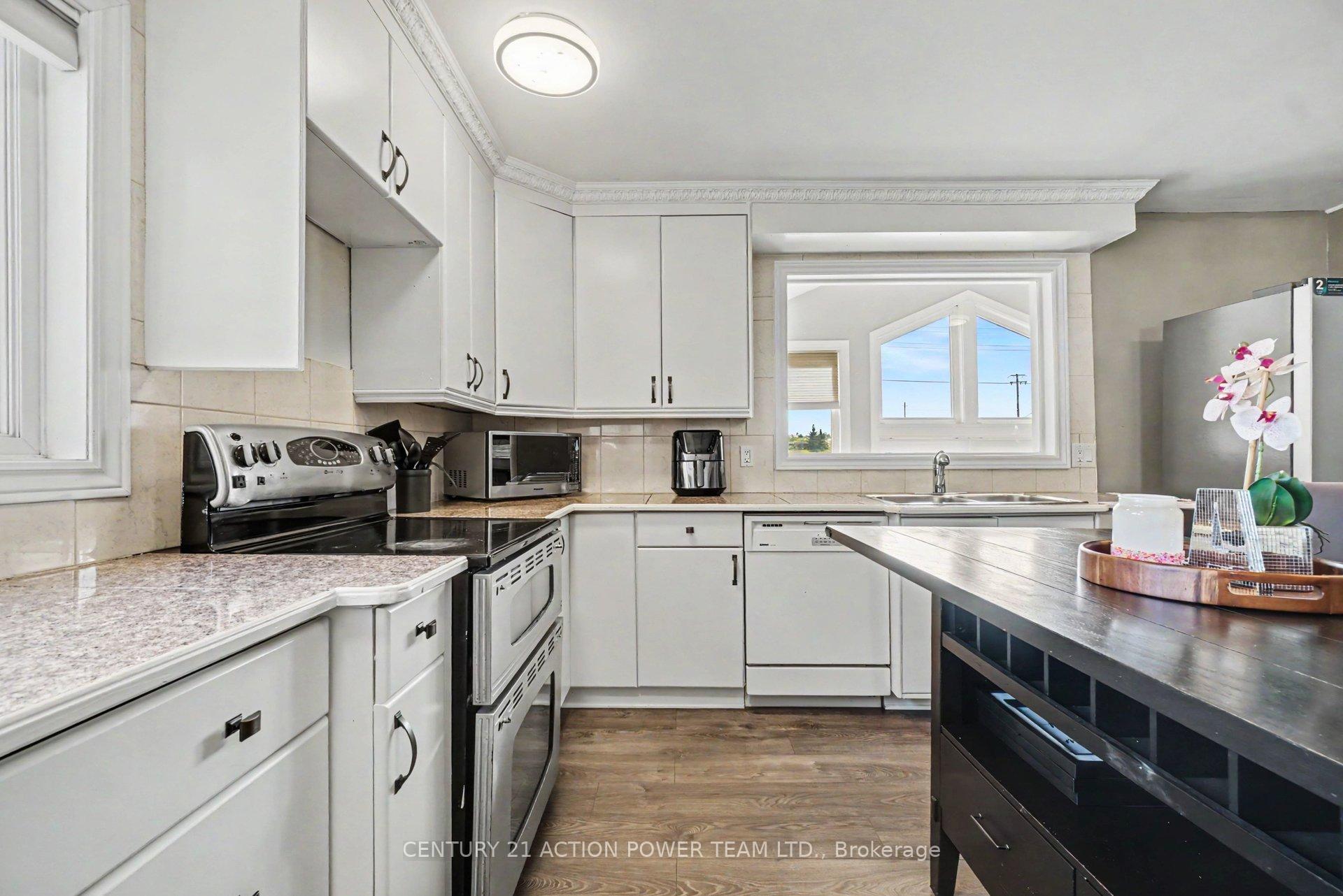 Photo 13 of 2147 Mer Bleue Road, Ottawa, Chapel Hill South - Orleans Village — HOMEH