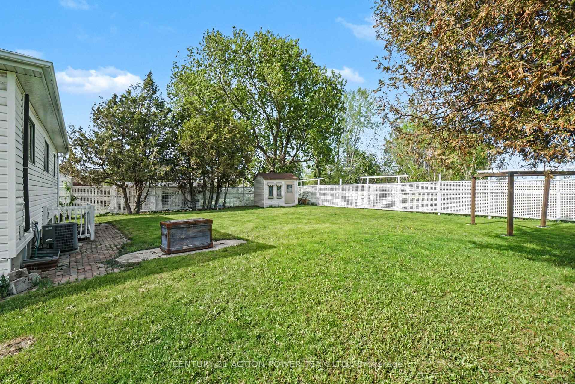 Photo 27 of 2147 Mer Bleue Road, Ottawa, Chapel Hill South - Orleans Village — HOMEH