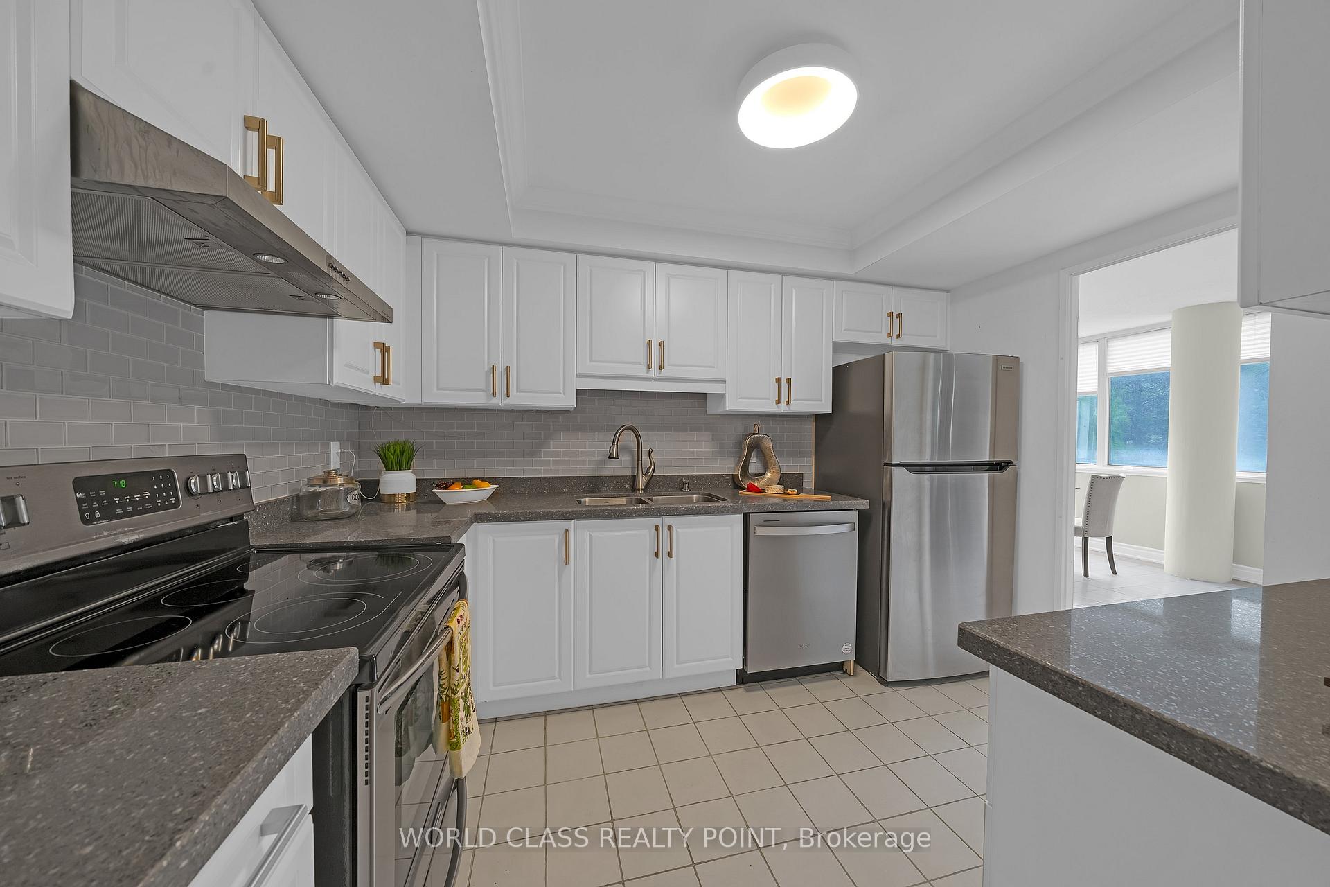 Photo 11 of Unit 201, 40 Harding Boulevard W, Richmond Hill, North Richvale — HOMEH