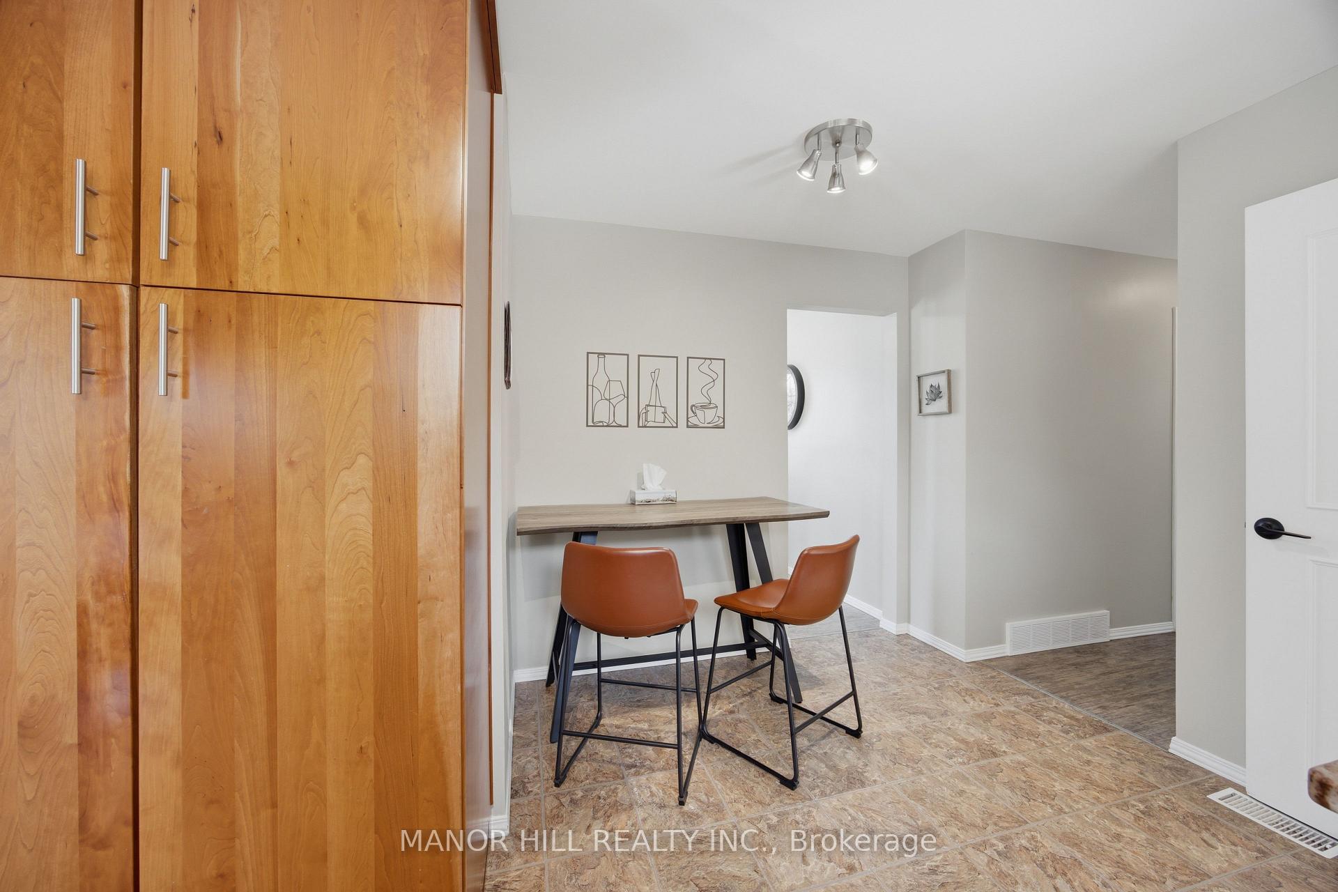 Photo 7 of 513 Havelock Drive, Waterloo, Lakeshore Village — HOMEH
