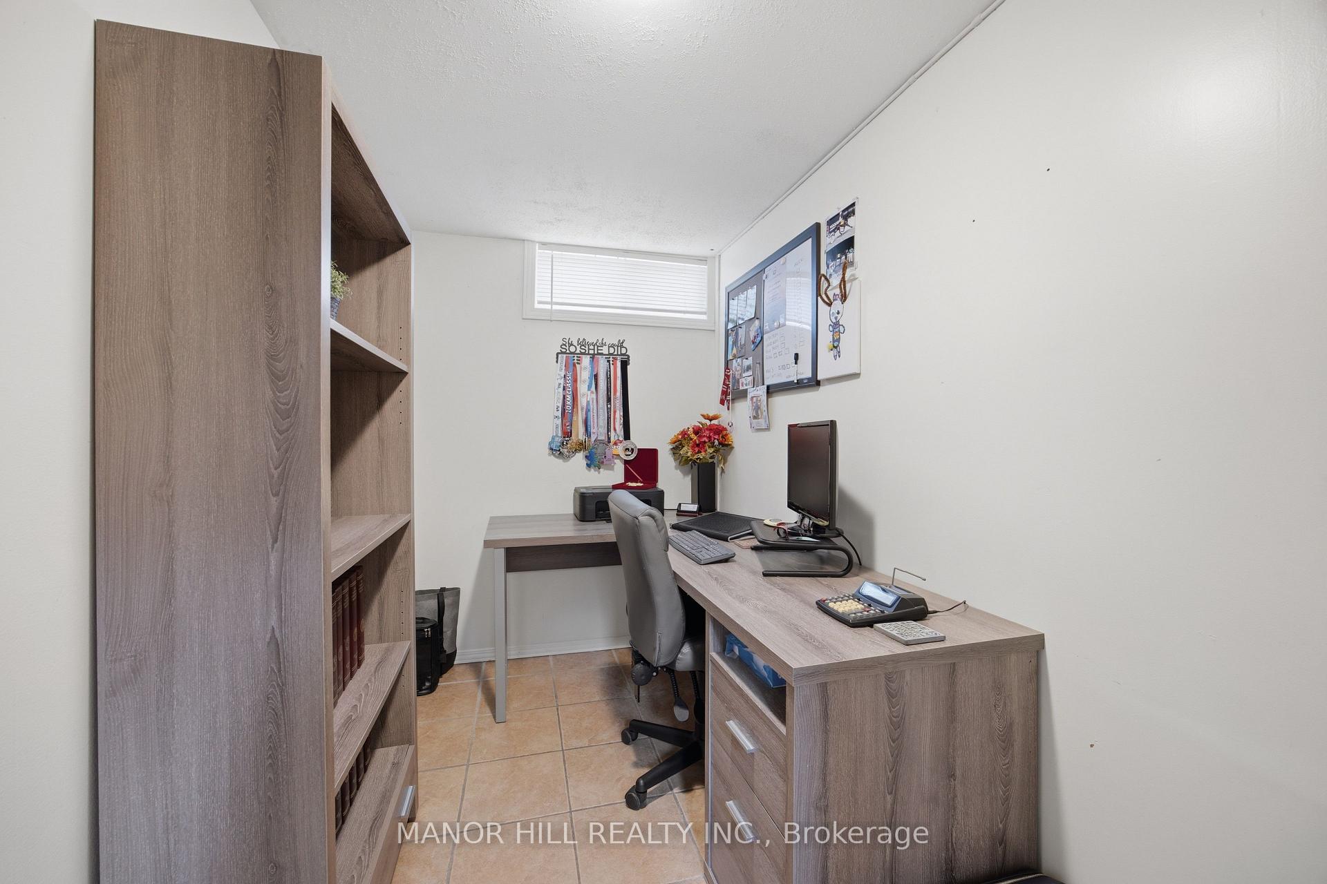Photo 15 of 513 Havelock Drive, Waterloo, Lakeshore Village — HOMEH
