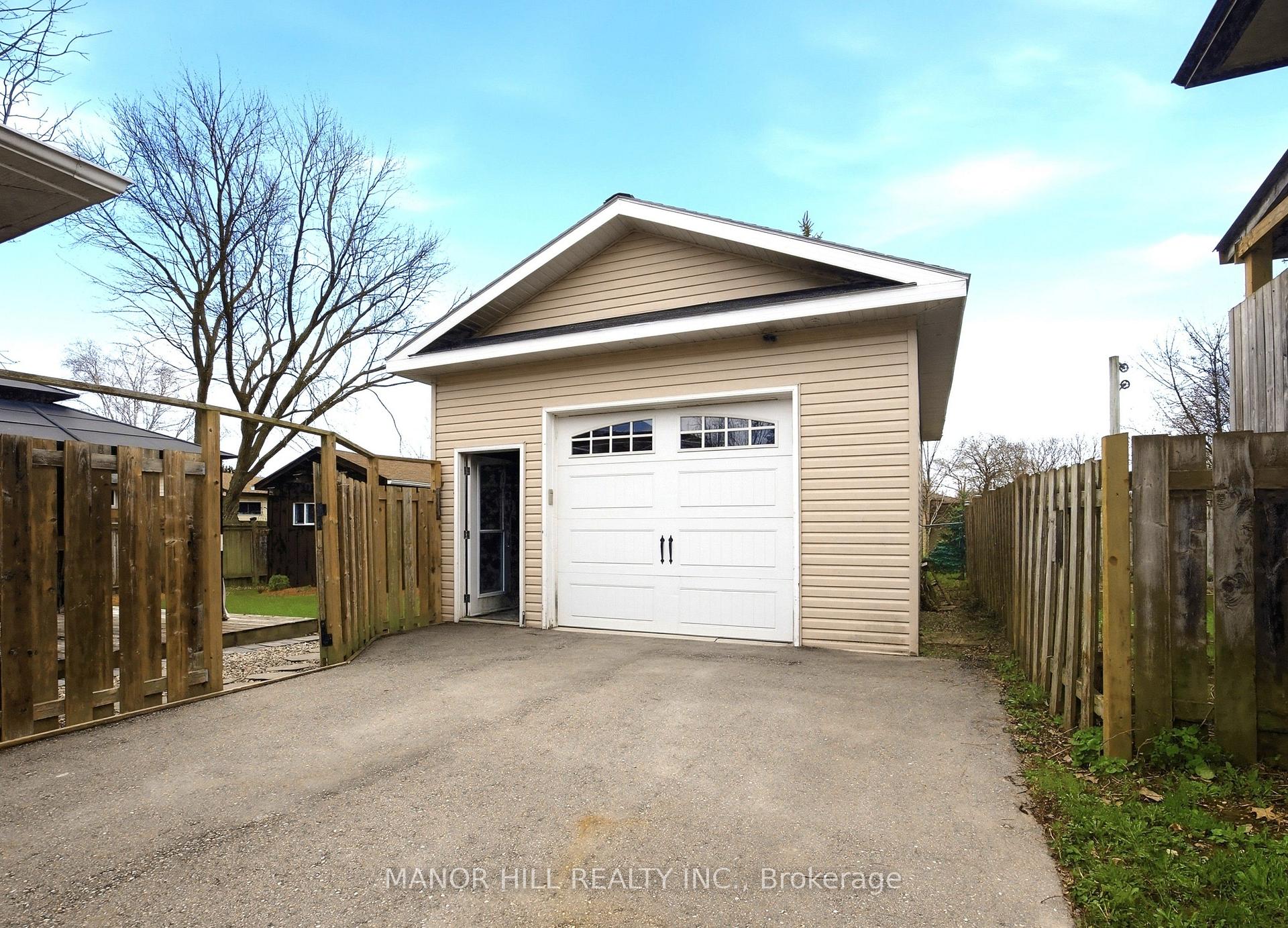 Photo 27 of 513 Havelock Drive, Waterloo, Lakeshore Village — HOMEH