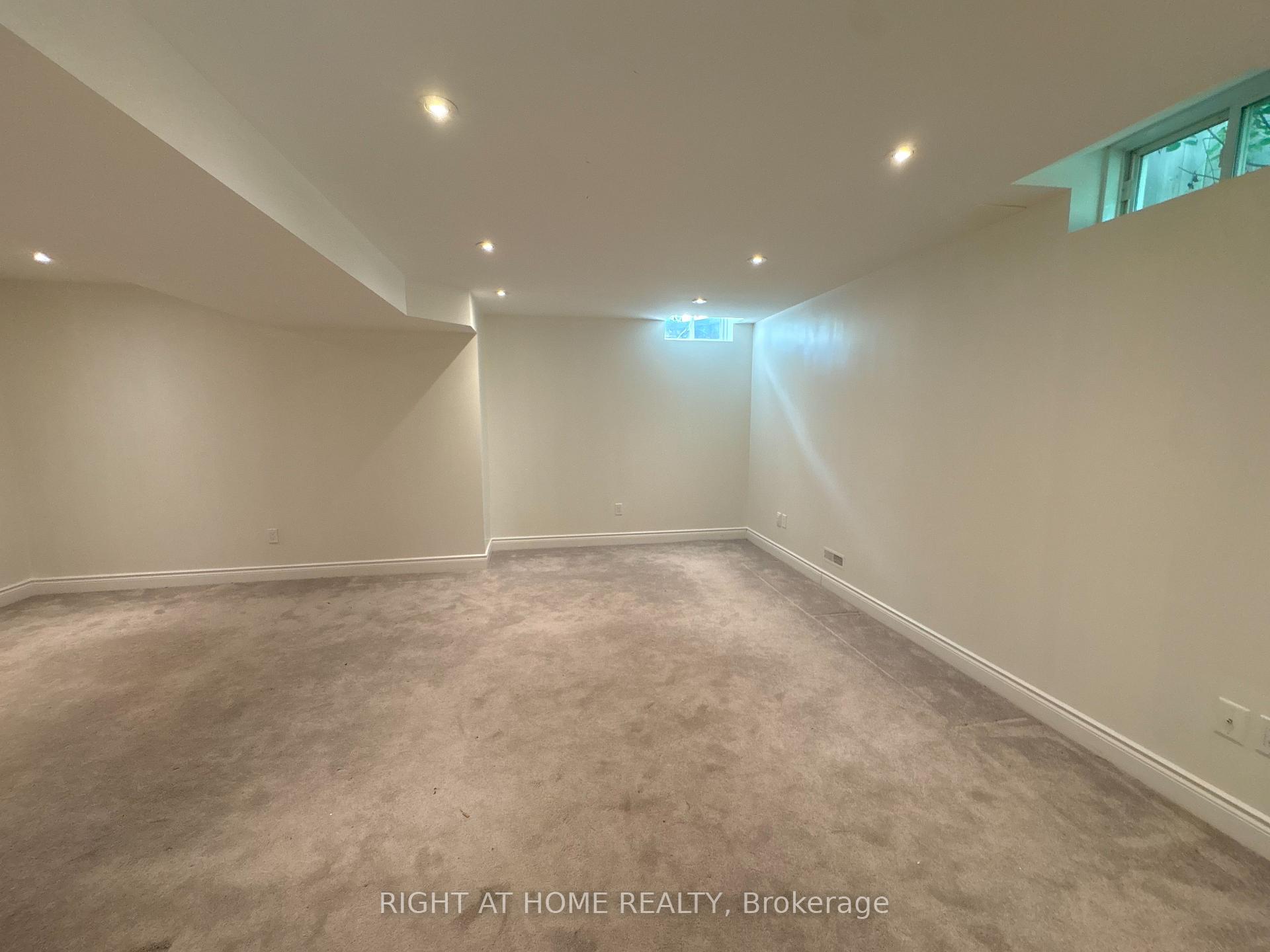 Photo 15 of 4029 Alexan Crescent, Burlington, Rose — HOMEH