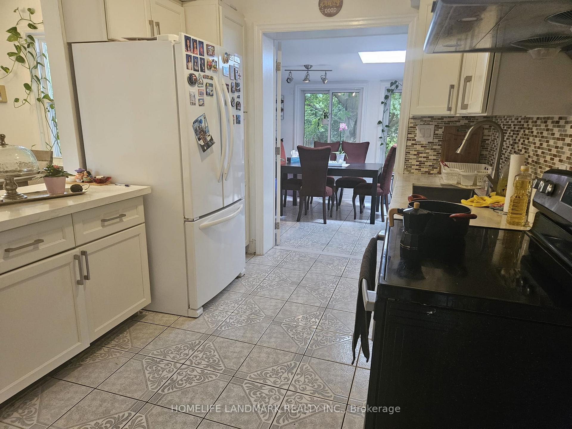 Photo 15 of 18 Highland Park Boulevard, Markham, Grandview — HOMEH