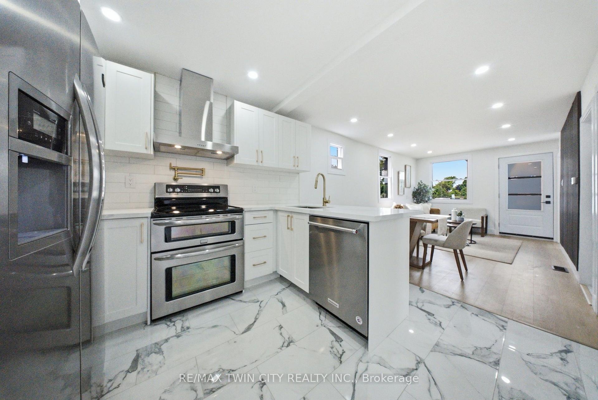 Photo 11 of 77 Abigail Avenue, Brantford, Henderson-Sky Acres — HOMEH