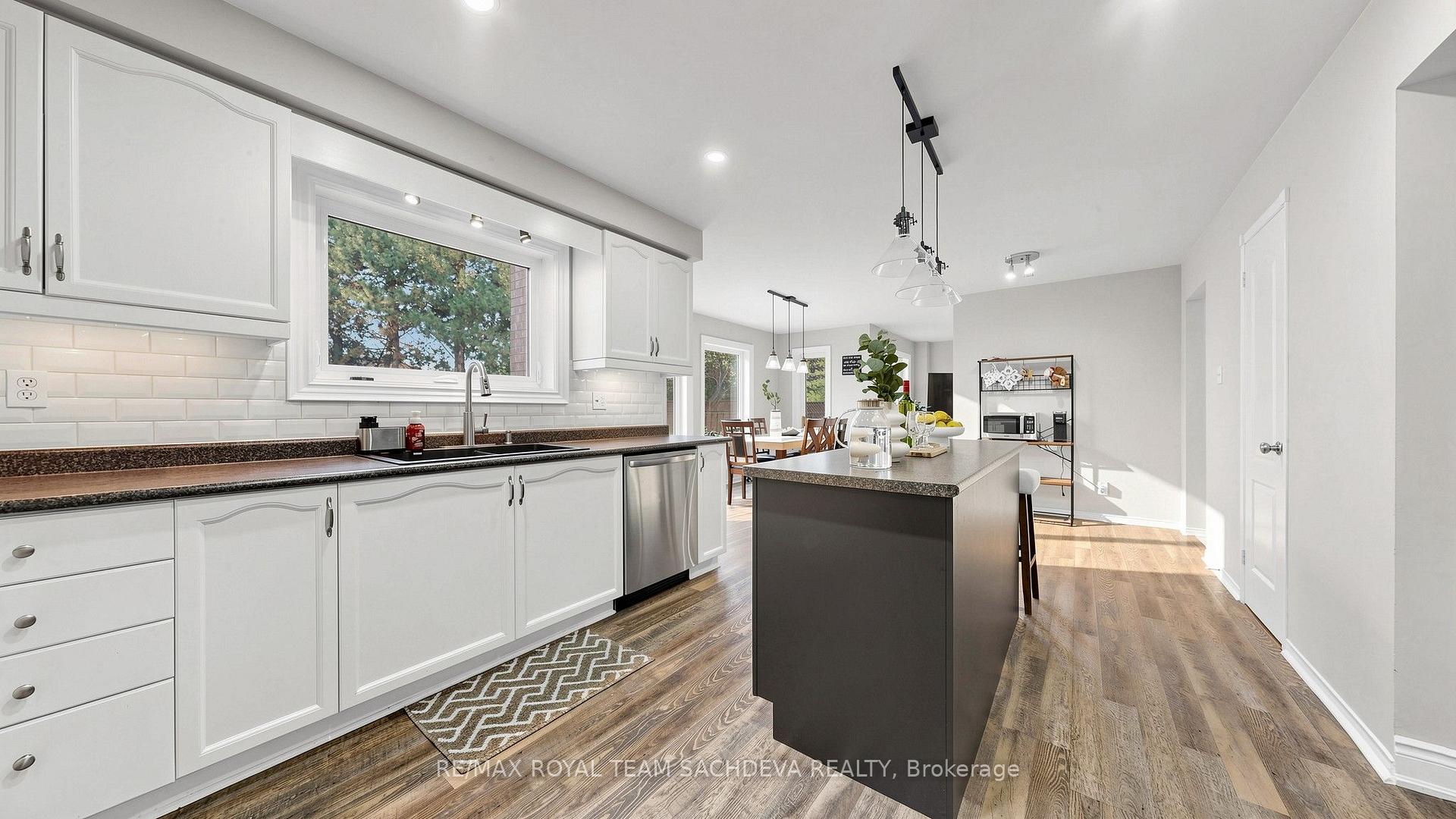 Photo 12 of 36 Kennett Drive, Whitby, Lynde Creek — HOMEH