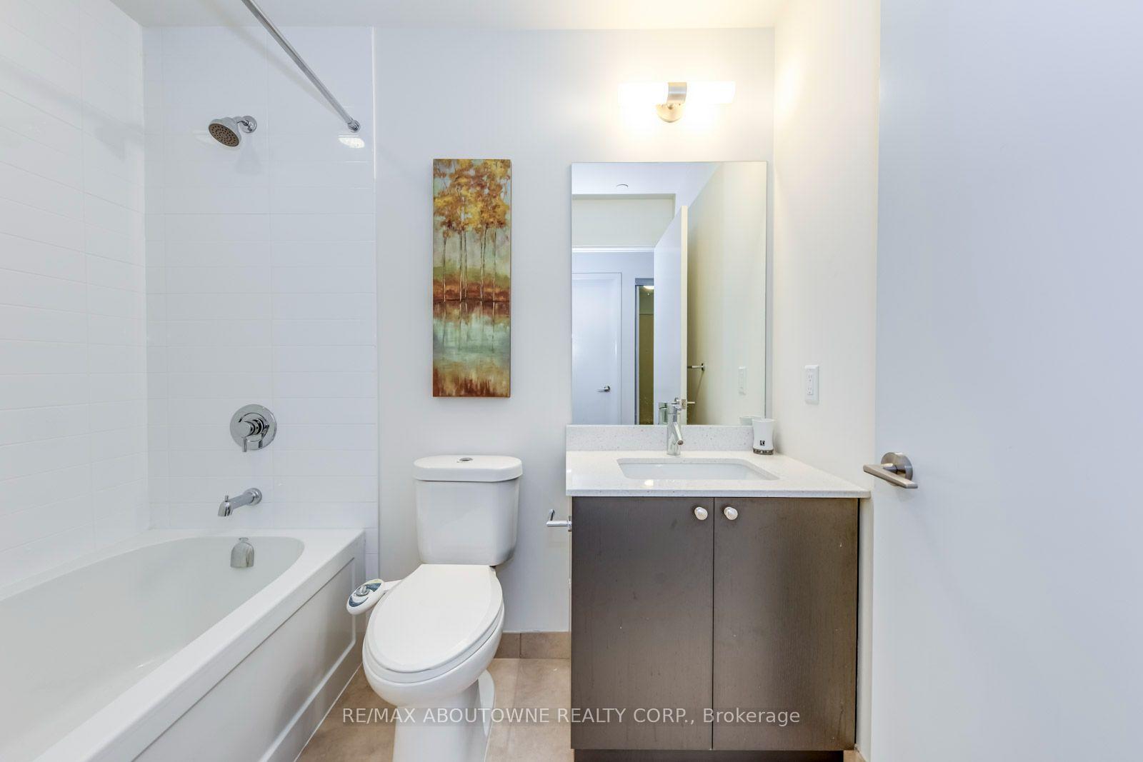 Photo 23 of Unit 2810, 30 Roehampton Avenue, Toronto, Mount Pleasant West — HOMEH