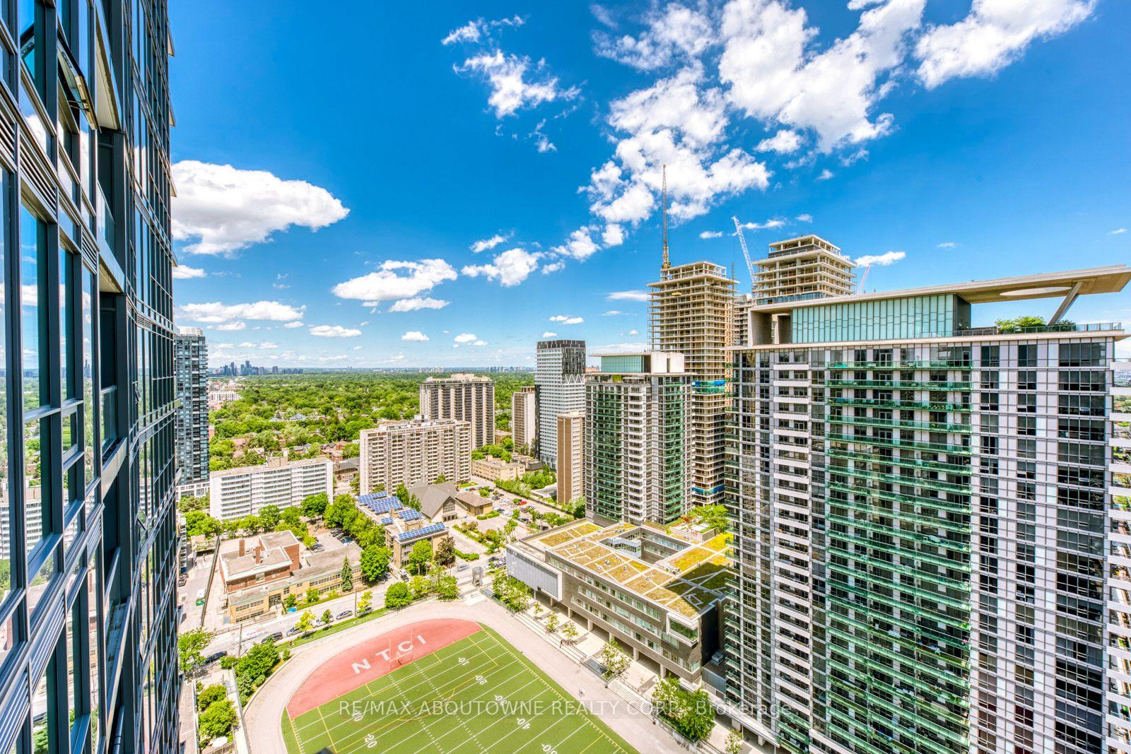 Photo 26 of Unit 2810, 30 Roehampton Avenue, Toronto, Mount Pleasant West — HOMEH