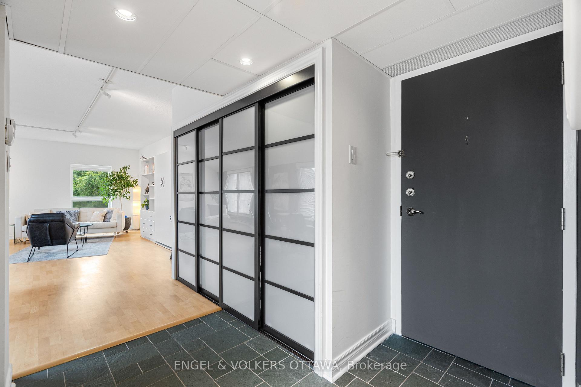 Photo 11 of Unit 5, 135 Springfield Road, Ottawa, Lindenlea — HOMEH