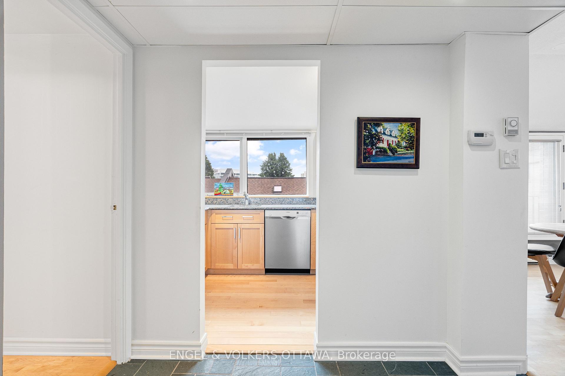 Photo 24 of Unit 5, 135 Springfield Road, Ottawa, Lindenlea — HOMEH