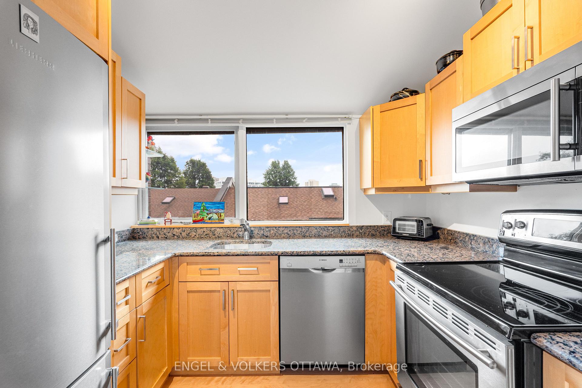 Photo 25 of Unit 5, 135 Springfield Road, Ottawa, Lindenlea — HOMEH