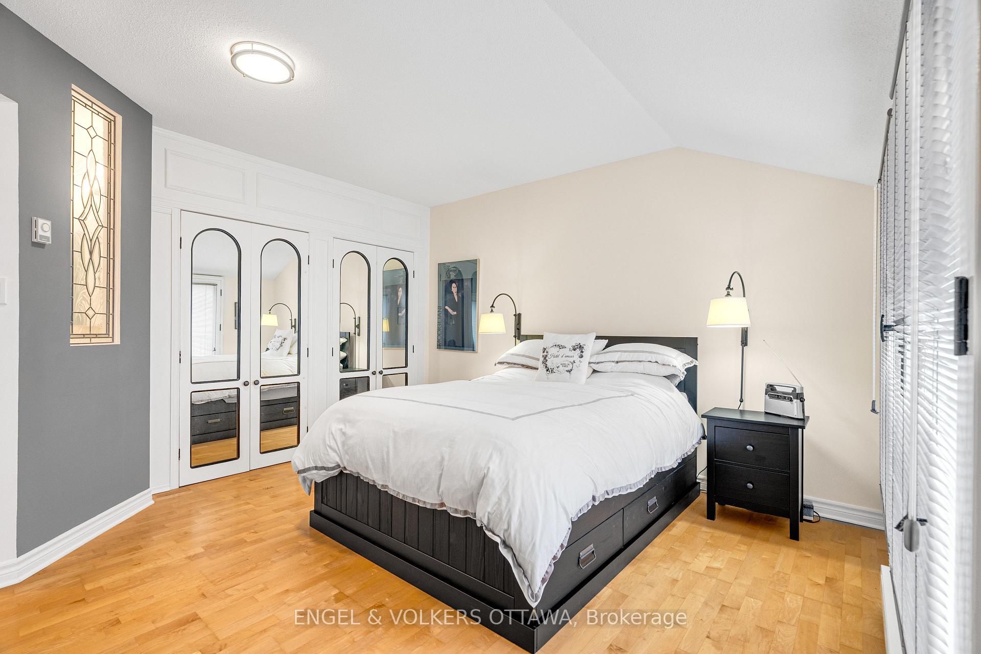 Photo 32 of Unit 5, 135 Springfield Road, Ottawa, Lindenlea — HOMEH