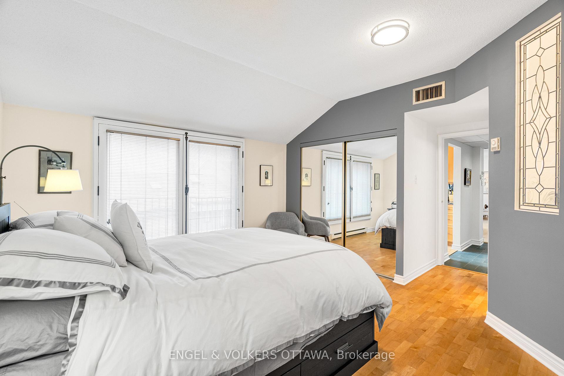 Photo 41 of Unit 5, 135 Springfield Road, Ottawa, Lindenlea — HOMEH