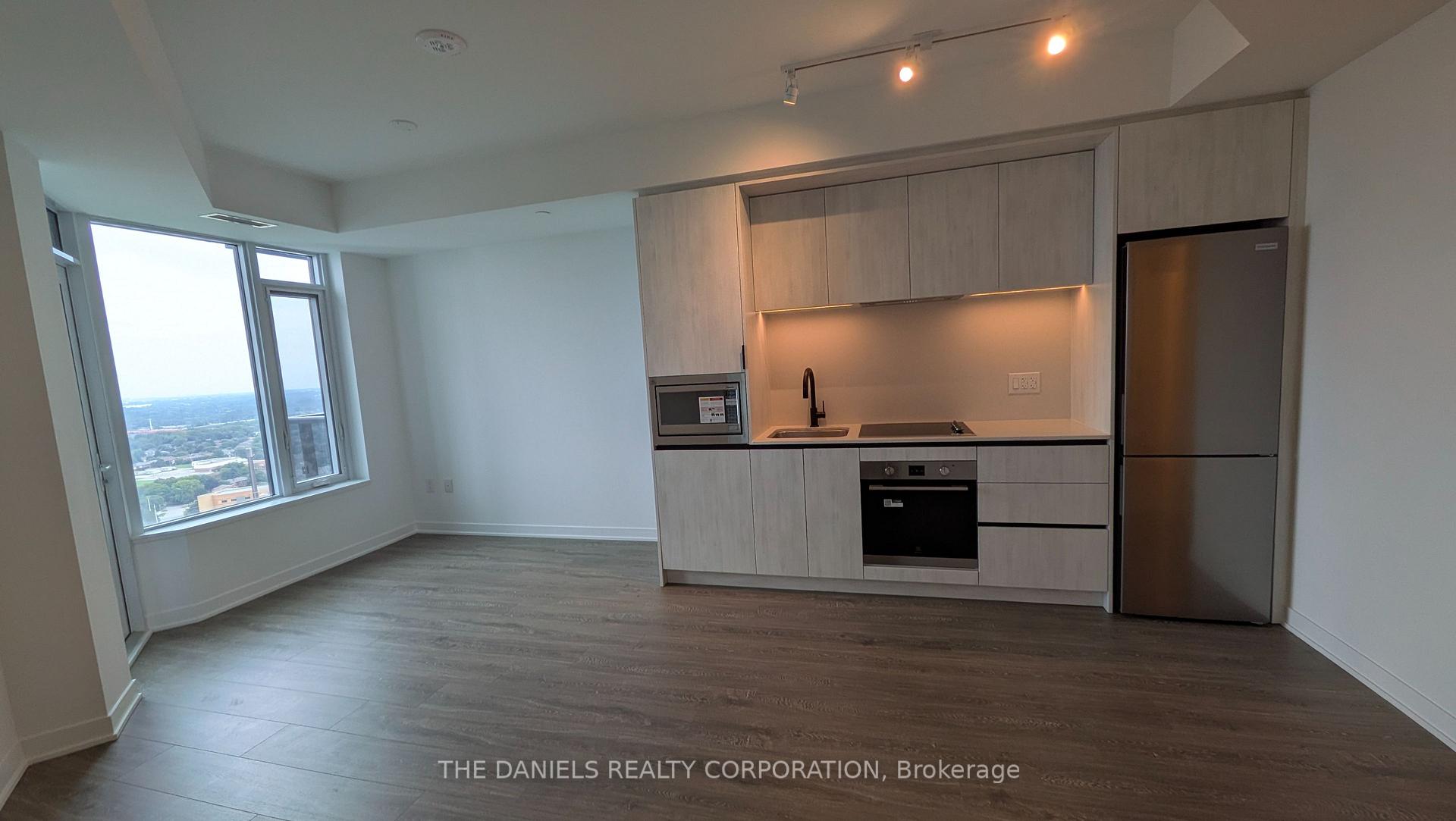 Photo 3 of Unit 2401, 2495 Eglinton Avenue E, Mississauga, Central Erin Mills — HOMEH