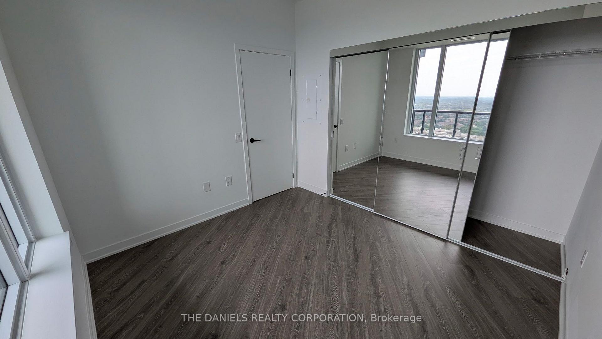 Photo 5 of Unit 2401, 2495 Eglinton Avenue E, Mississauga, Central Erin Mills — HOMEH
