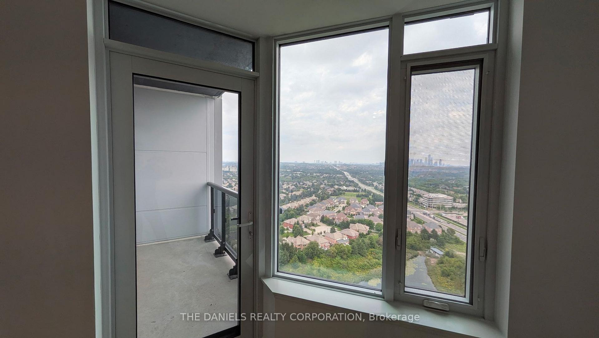 Photo 7 of Unit 2401, 2495 Eglinton Avenue E, Mississauga, Central Erin Mills — HOMEH