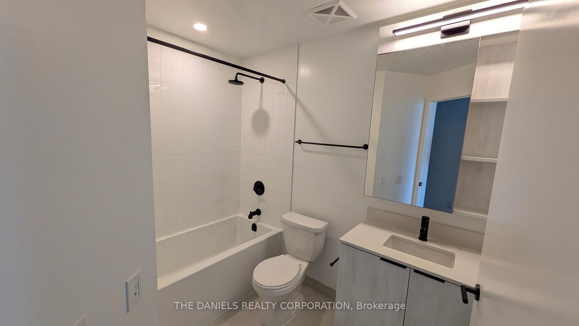 Photo 8 of Unit 2401, 2495 Eglinton Avenue E, Mississauga, Central Erin Mills — HOMEH