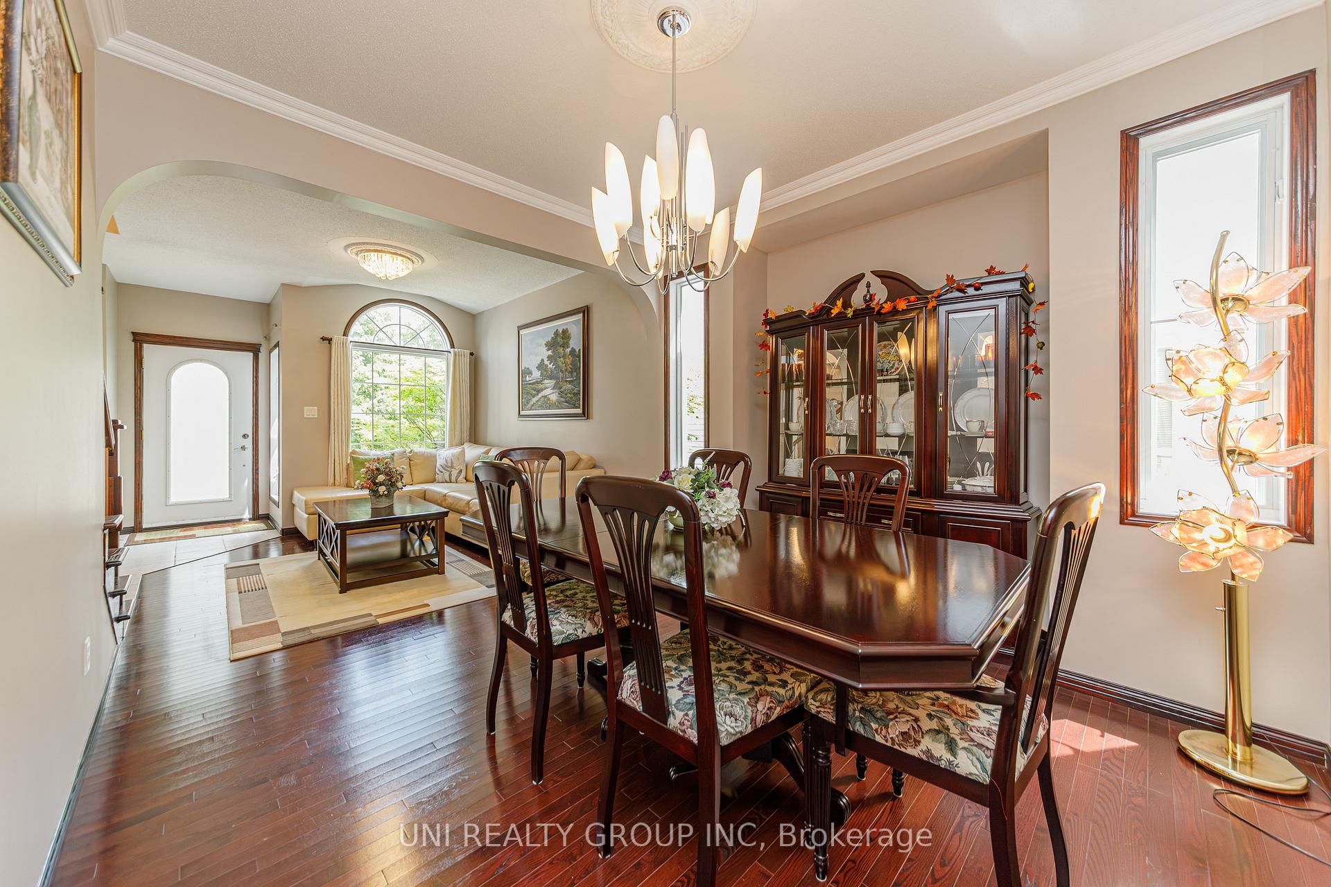 Photo 8 of 11 Langford Crescent, Ottawa, Kanata - Kanata Lakes/Heritage Hills — HOMEH