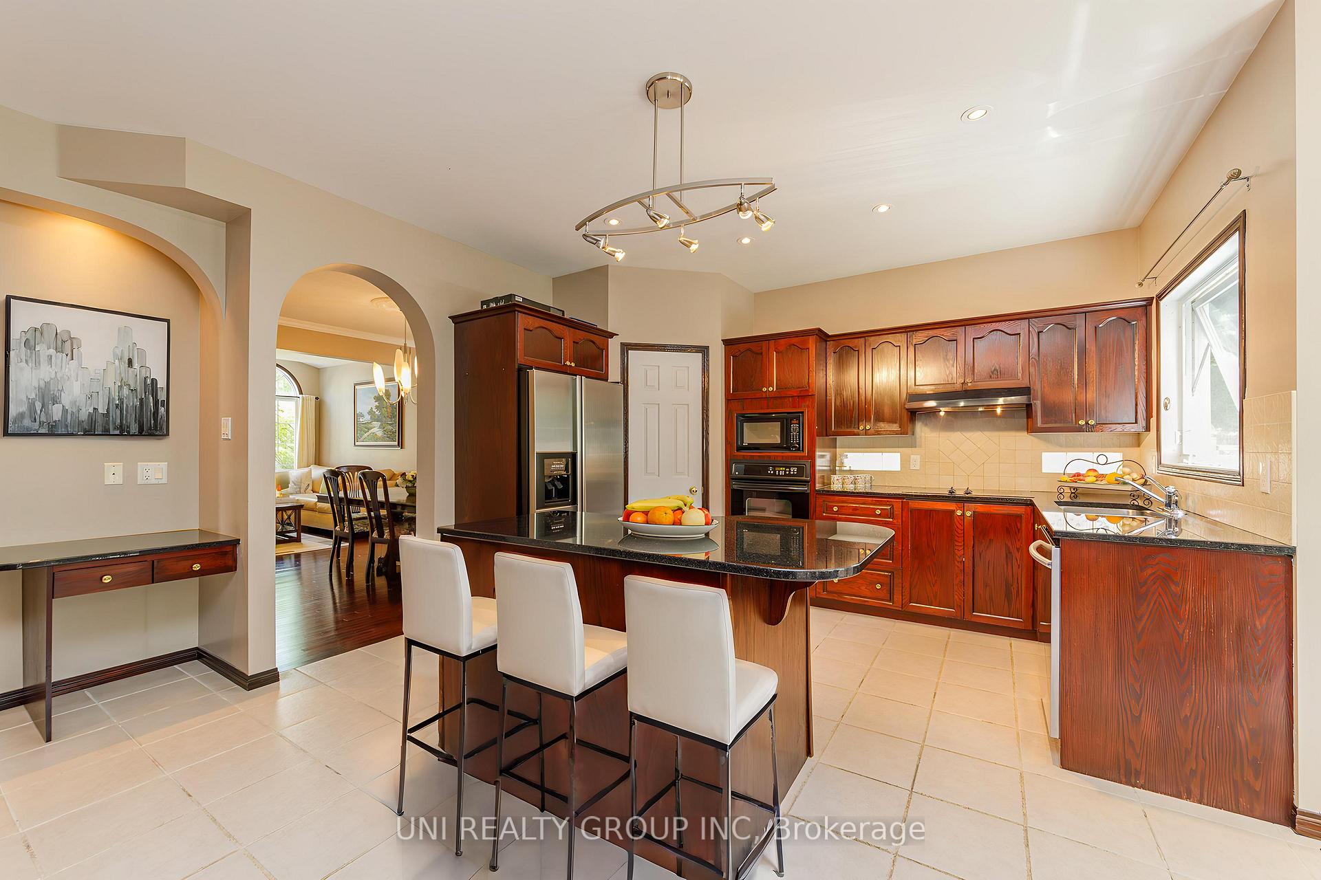 Photo 17 of 11 Langford Crescent, Ottawa, Kanata - Kanata Lakes/Heritage Hills — HOMEH