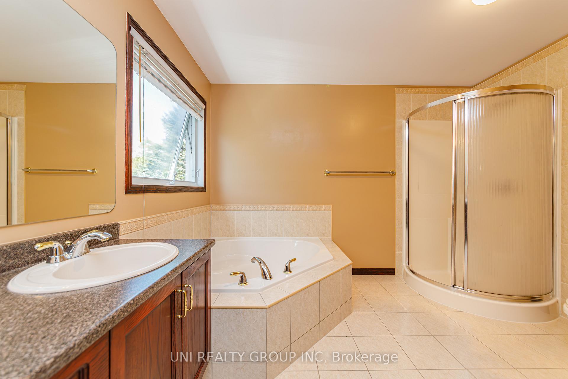 Photo 37 of 11 Langford Crescent, Ottawa, Kanata - Kanata Lakes/Heritage Hills — HOMEH