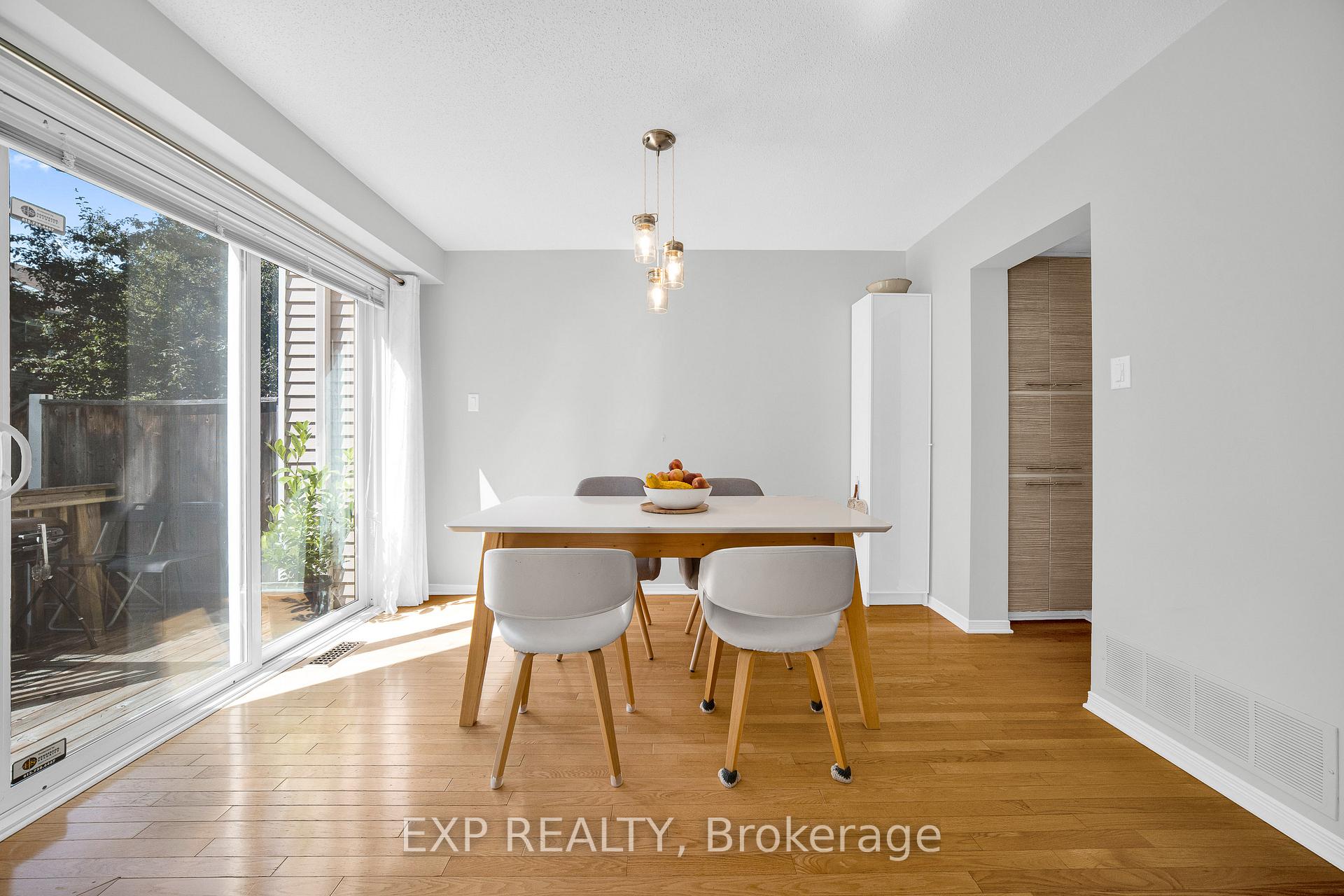Photo 8 of 34 Stonebriar Drive, Ottawa, Centrepointe — HOMEH
