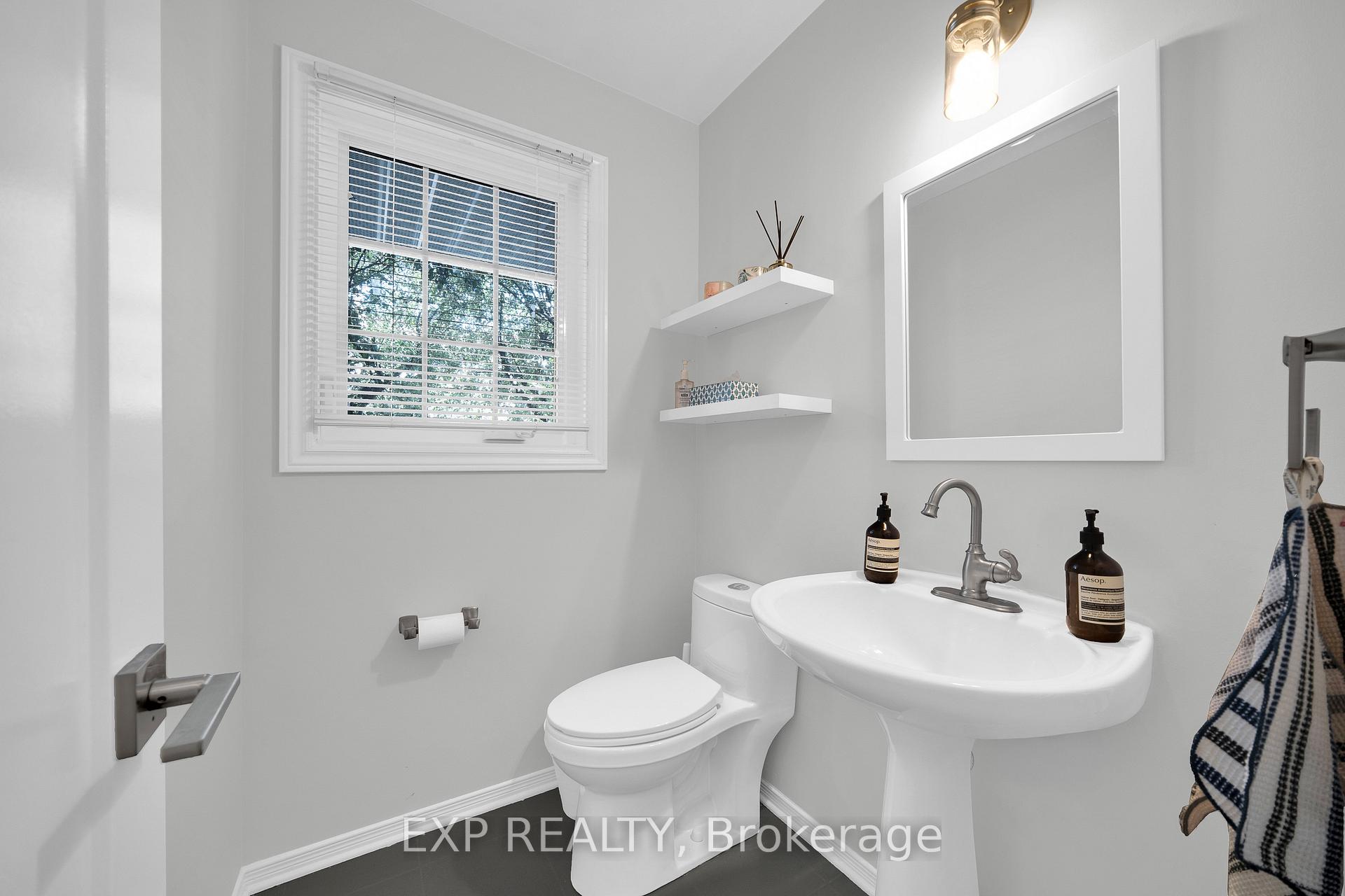 Photo 14 of 34 Stonebriar Drive, Ottawa, Centrepointe — HOMEH