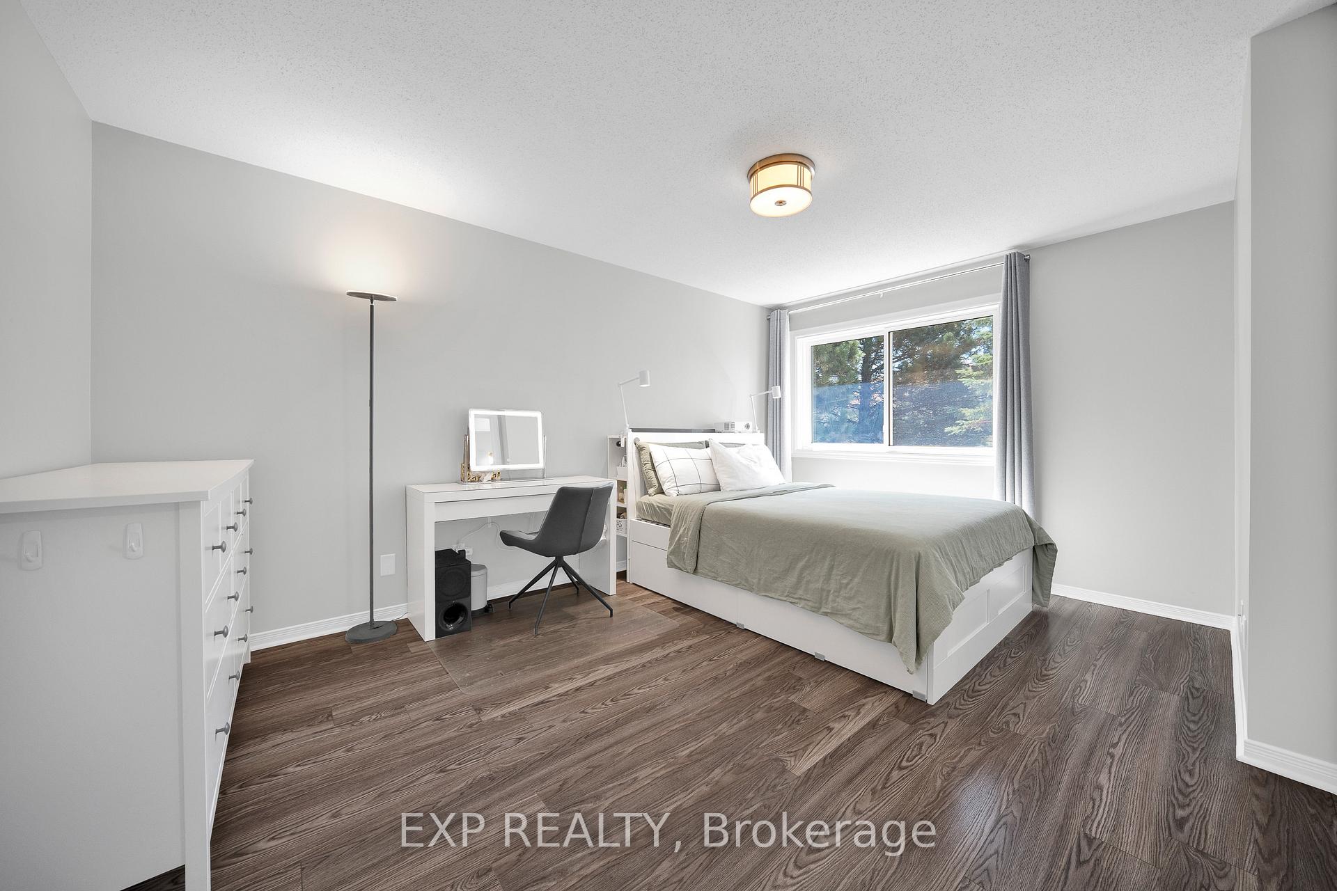 Photo 18 of 34 Stonebriar Drive, Ottawa, Centrepointe — HOMEH