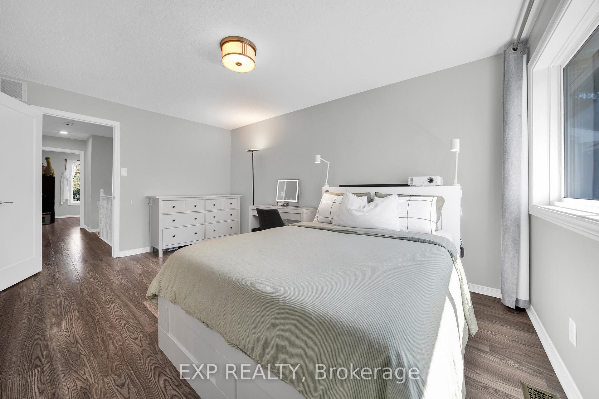 Photo 19 of 34 Stonebriar Drive, Ottawa, Centrepointe — HOMEH