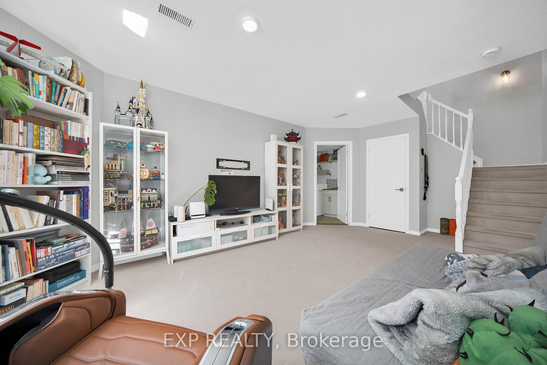 Photo 30 of 34 Stonebriar Drive, Ottawa, Centrepointe — HOMEH