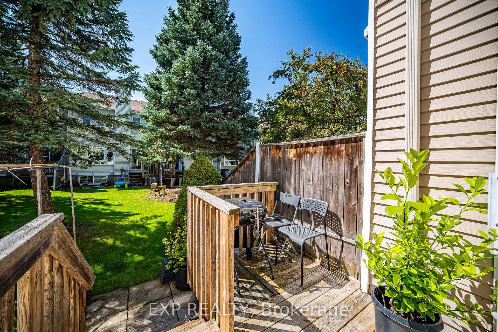 Photo 34 of 34 Stonebriar Drive, Ottawa, Centrepointe — HOMEH