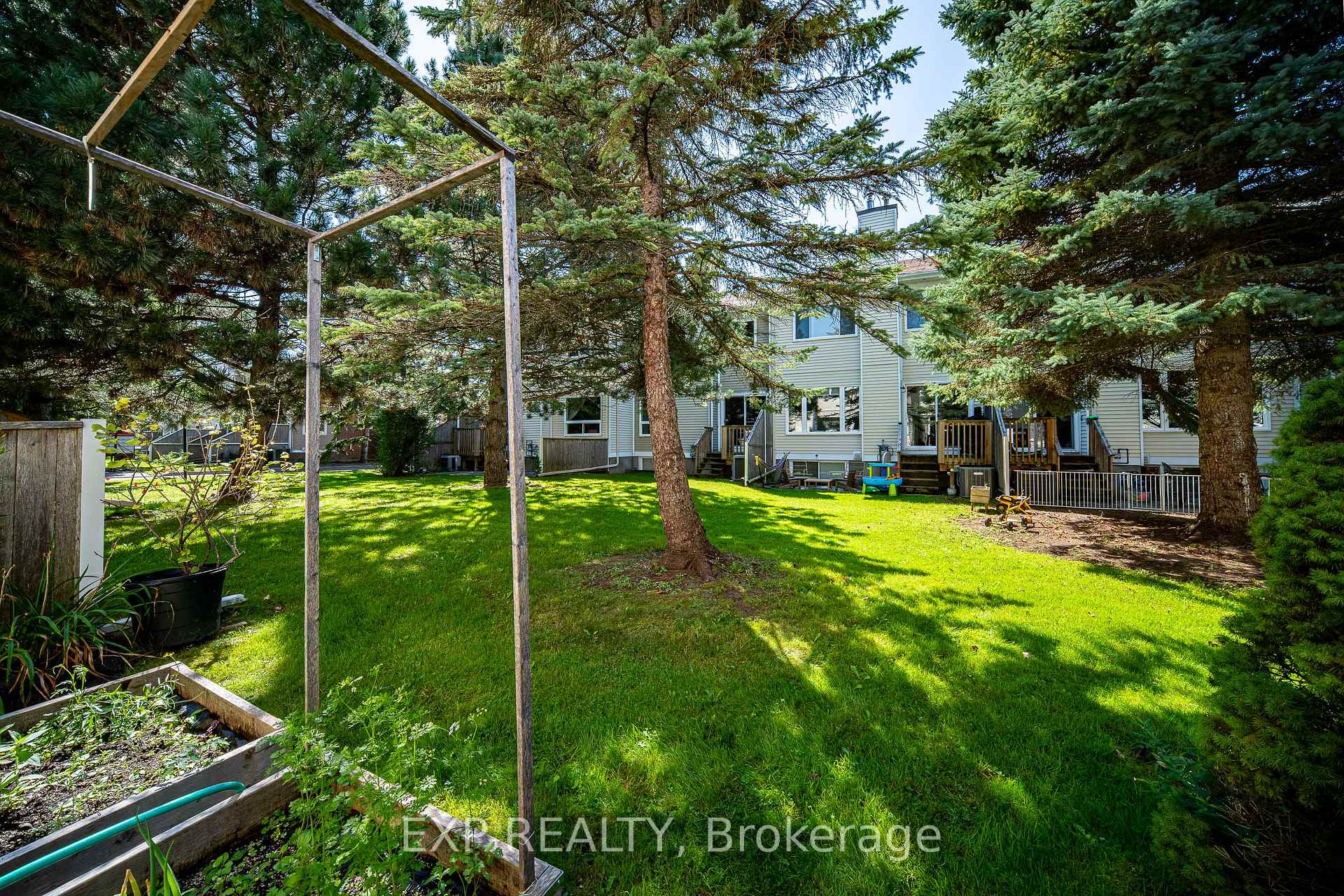Photo 35 of 34 Stonebriar Drive, Ottawa, Centrepointe — HOMEH